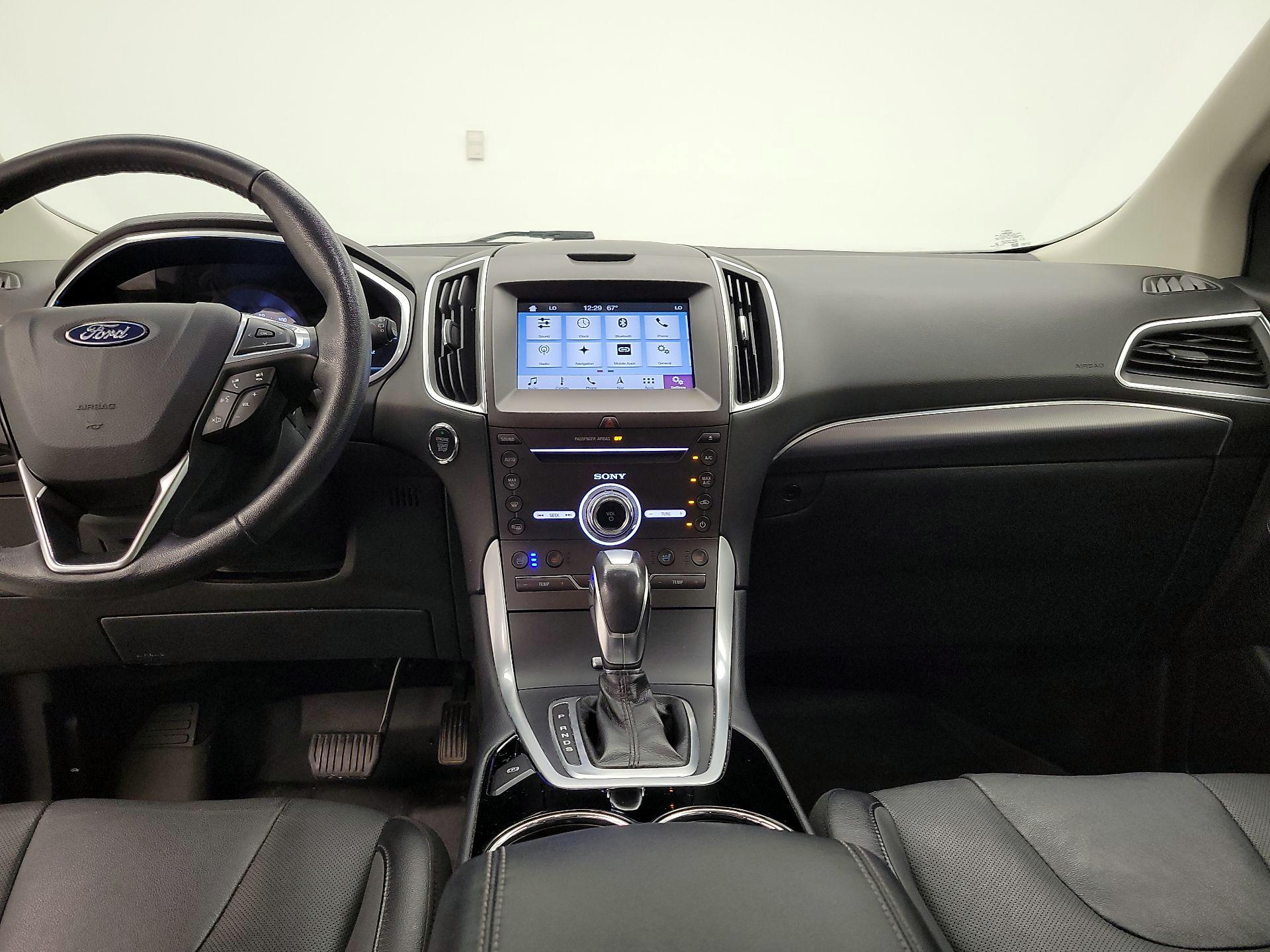 Thumbnail: 2018 Ford Edge - 9
