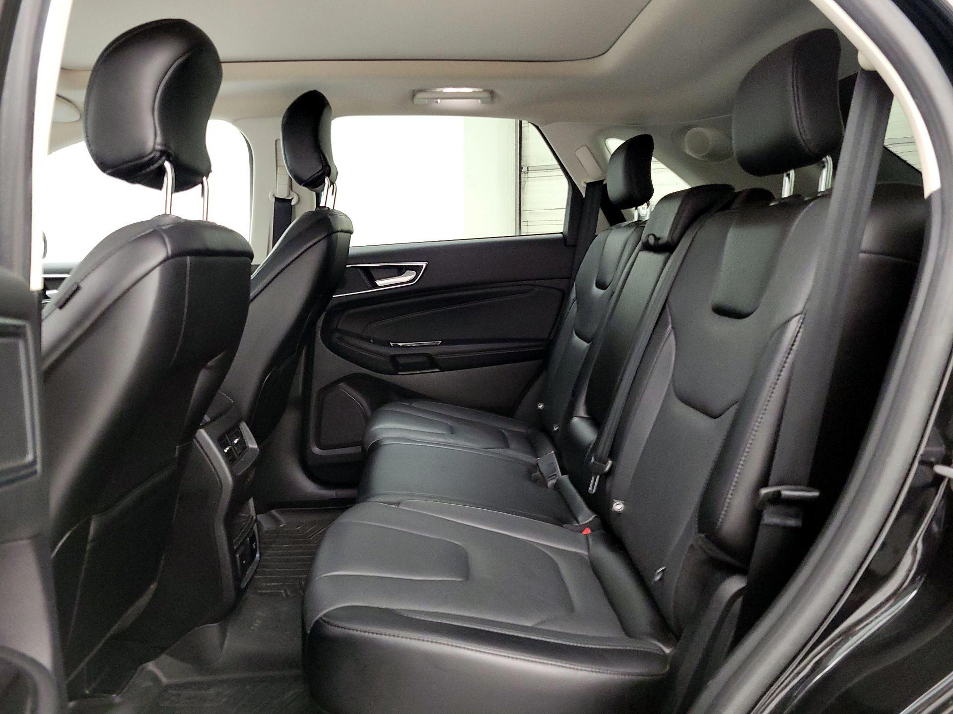 Thumbnail: 2018 Ford Edge - 19