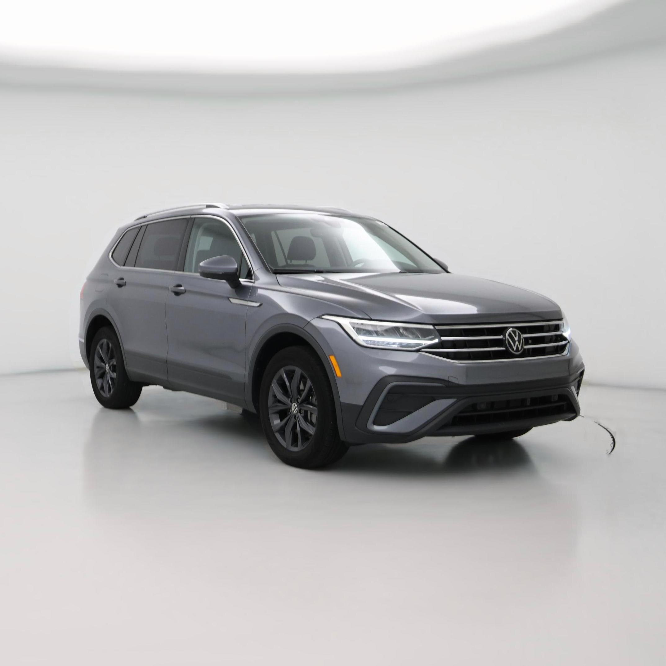 Thumbnail: 2022 Volkswagen Tiguan - 1