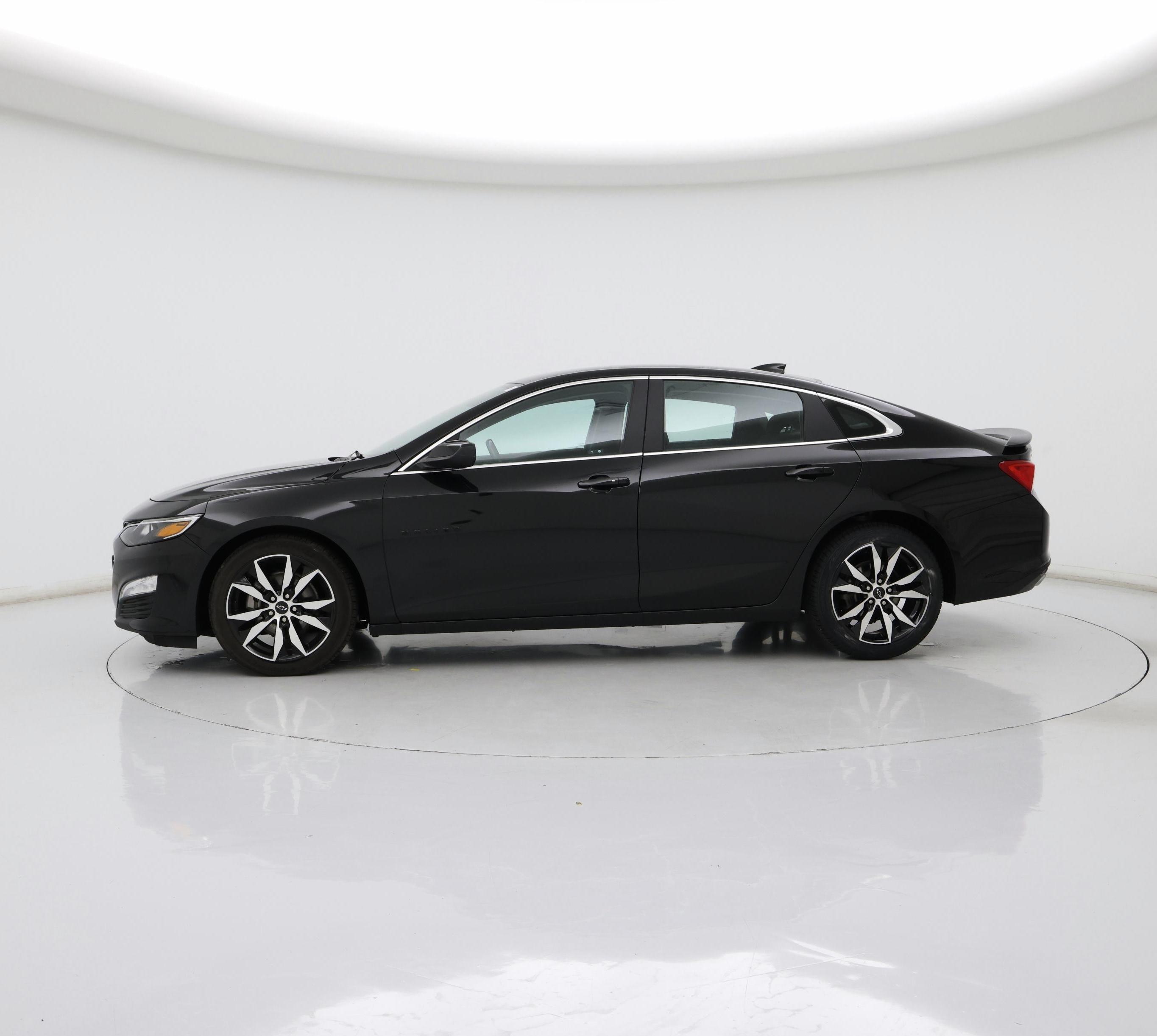 Thumbnail: 2020 Chevrolet Malibu - 3
