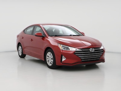 Red 2019 Hyundai Elantra SE