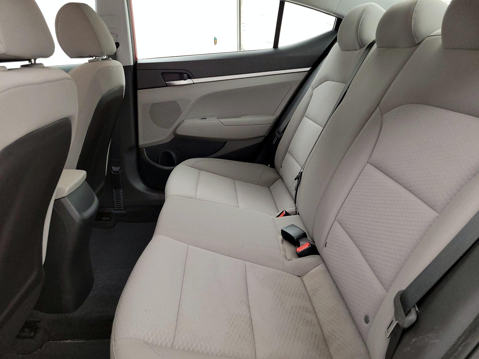 Thumbnail: 2019 Hyundai Elantra - 18
