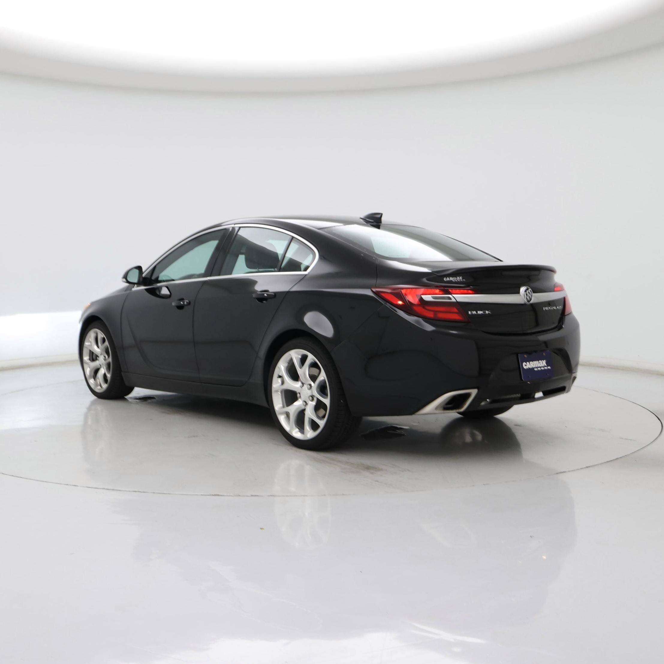 Thumbnail: 2017 Buick Regal - 2