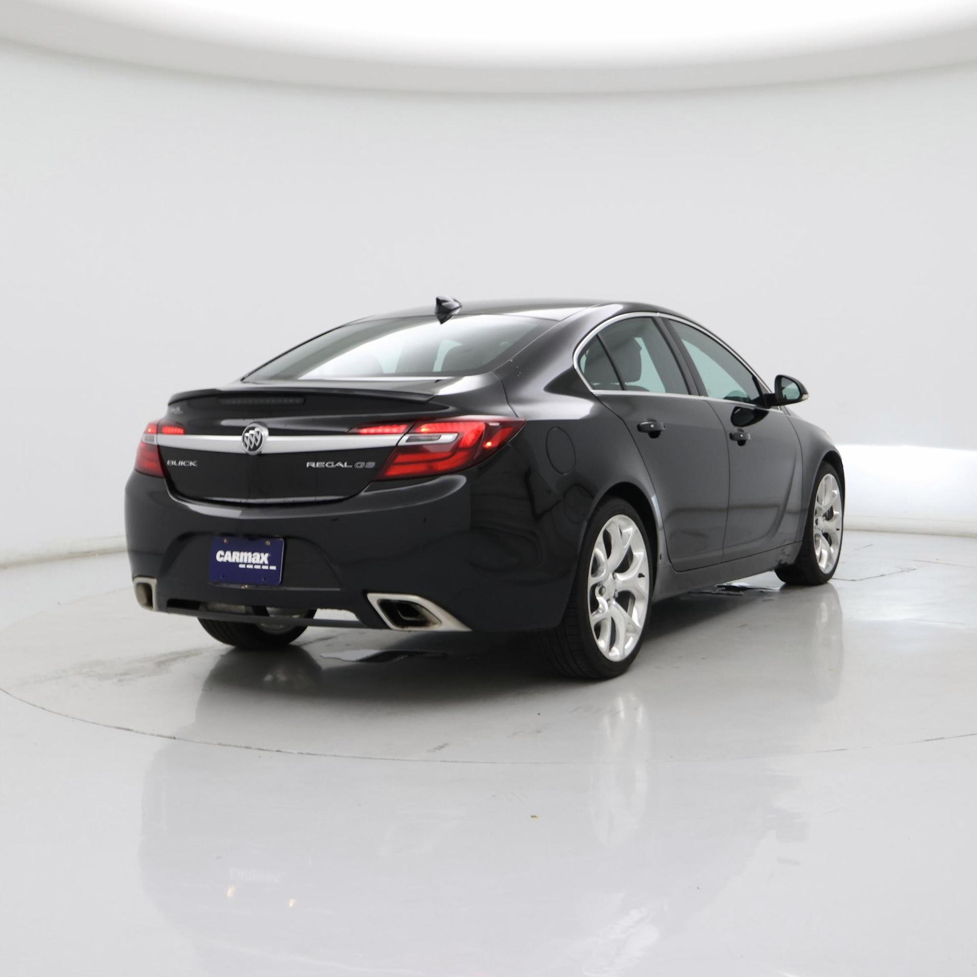 Thumbnail: 2017 Buick Regal - 8