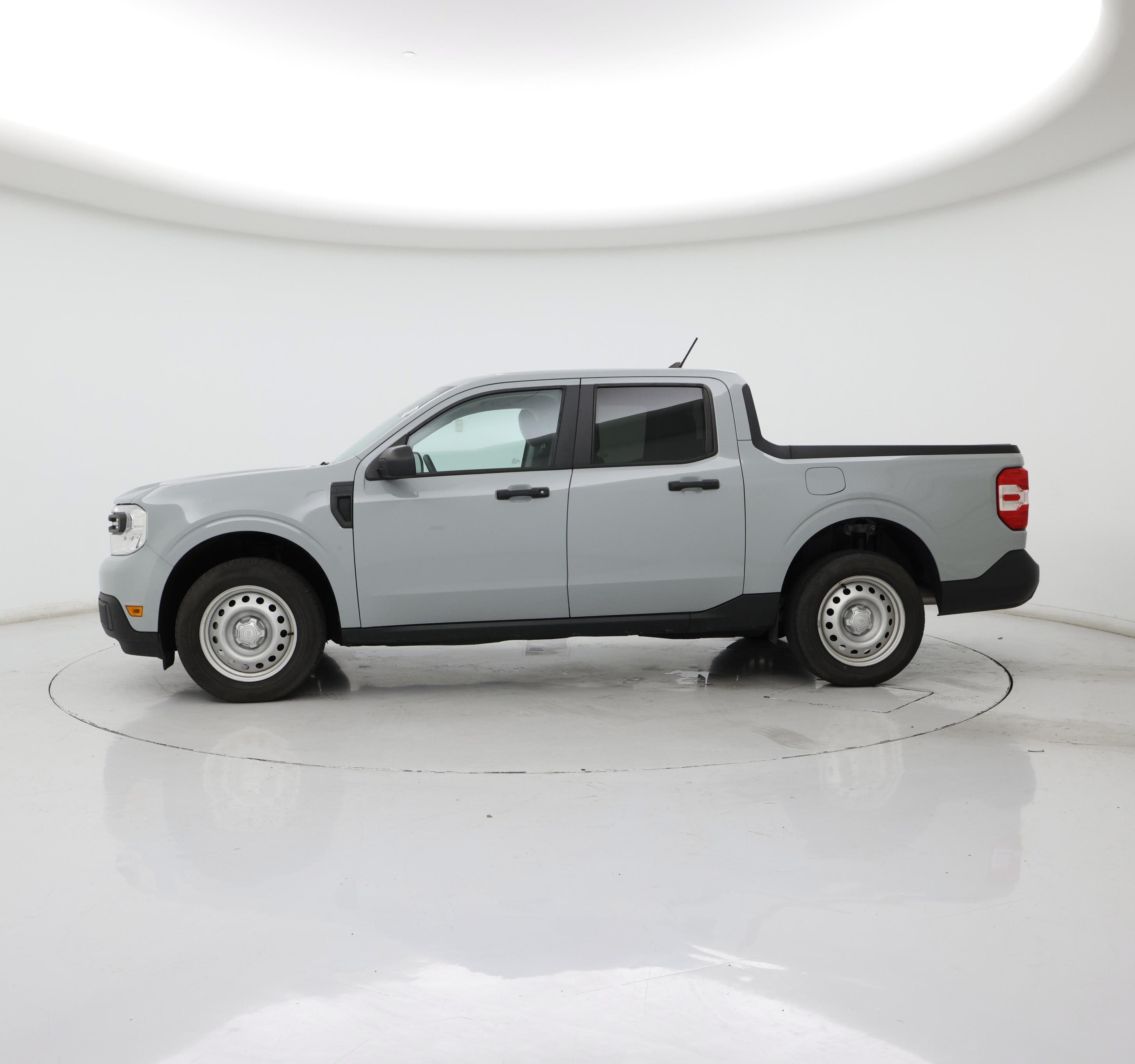 Thumbnail: 2022 Ford Maverick - 3