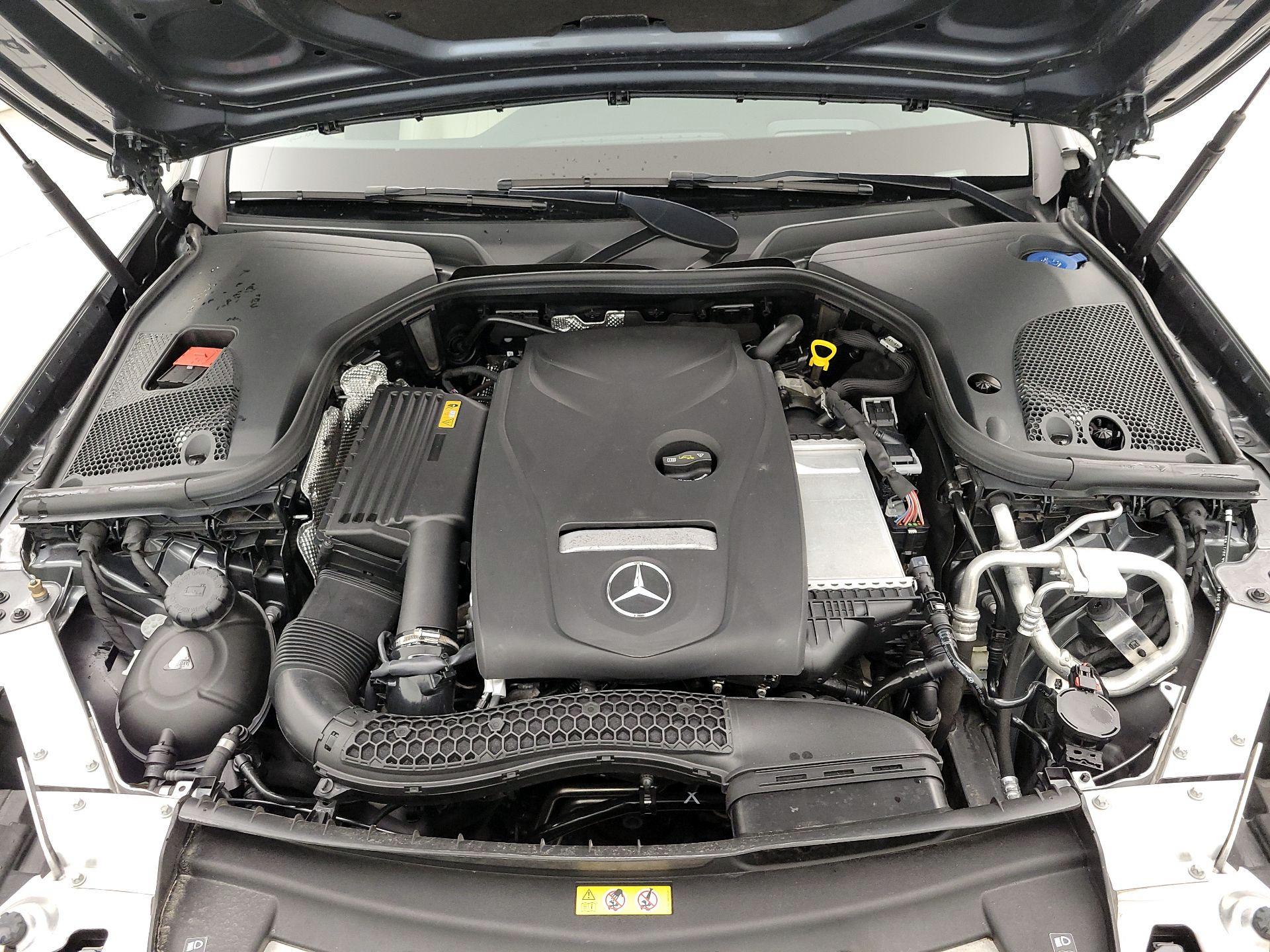 Thumbnail: 2018 Mercedes-Benz E-Class - 17