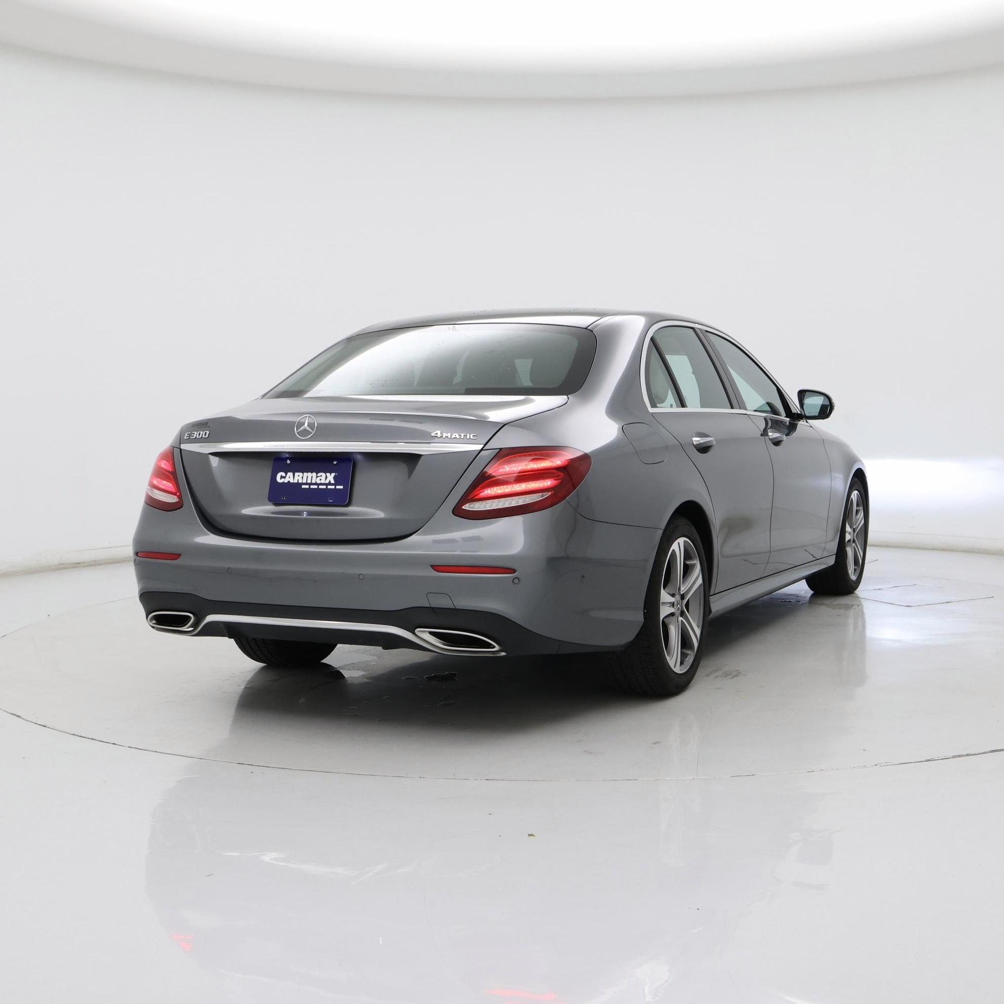 Thumbnail: 2018 Mercedes-Benz E-Class - 8