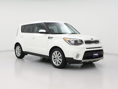 White 2019 Kia Soul +