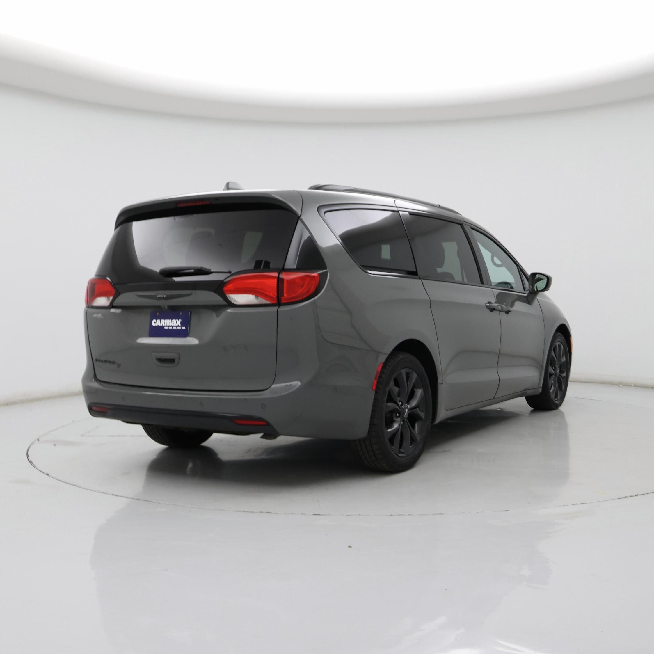 Thumbnail: 2020 Chrysler Pacifica - 8