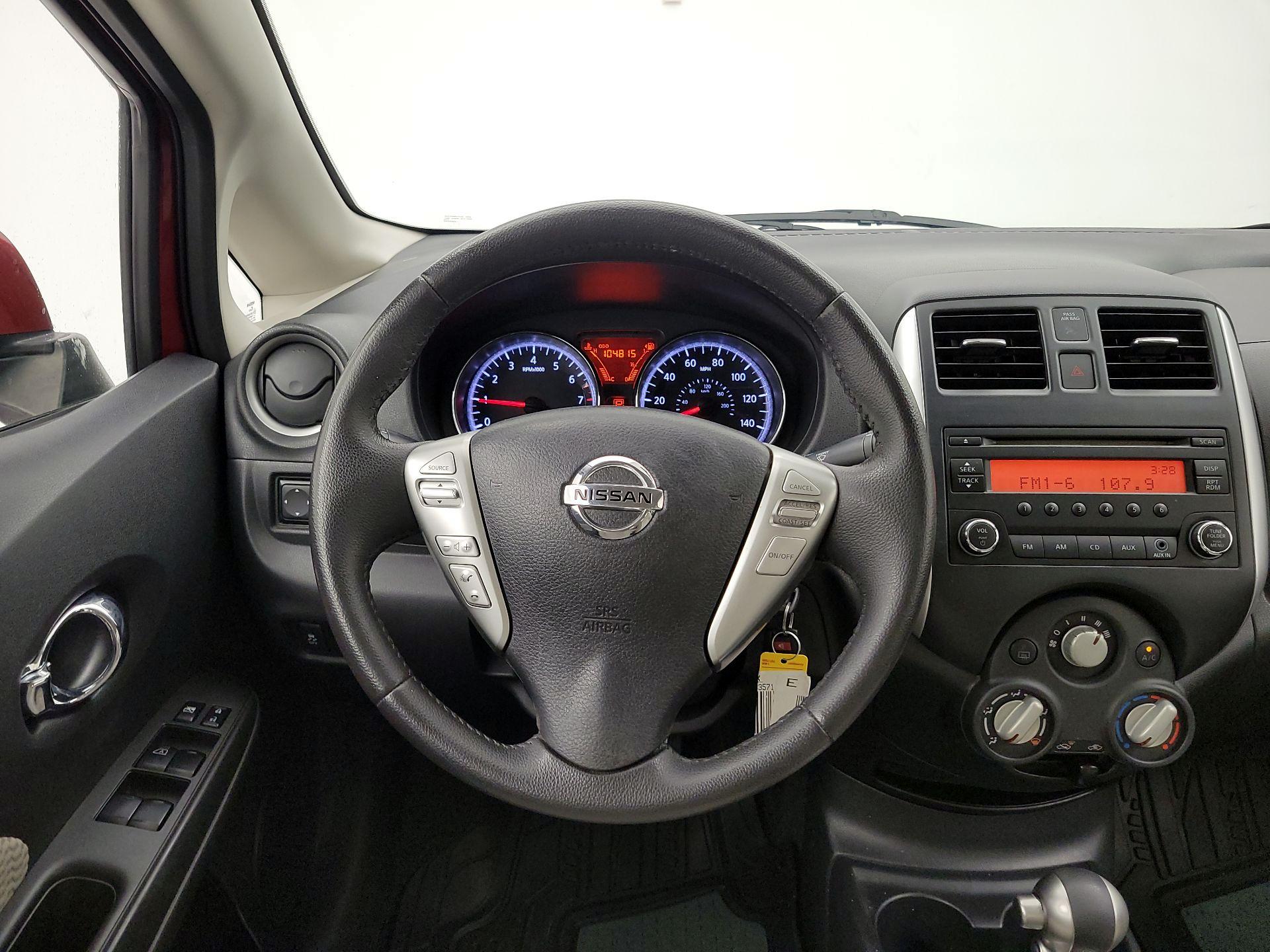 Thumbnail: 2014 Nissan Versa Note - 10