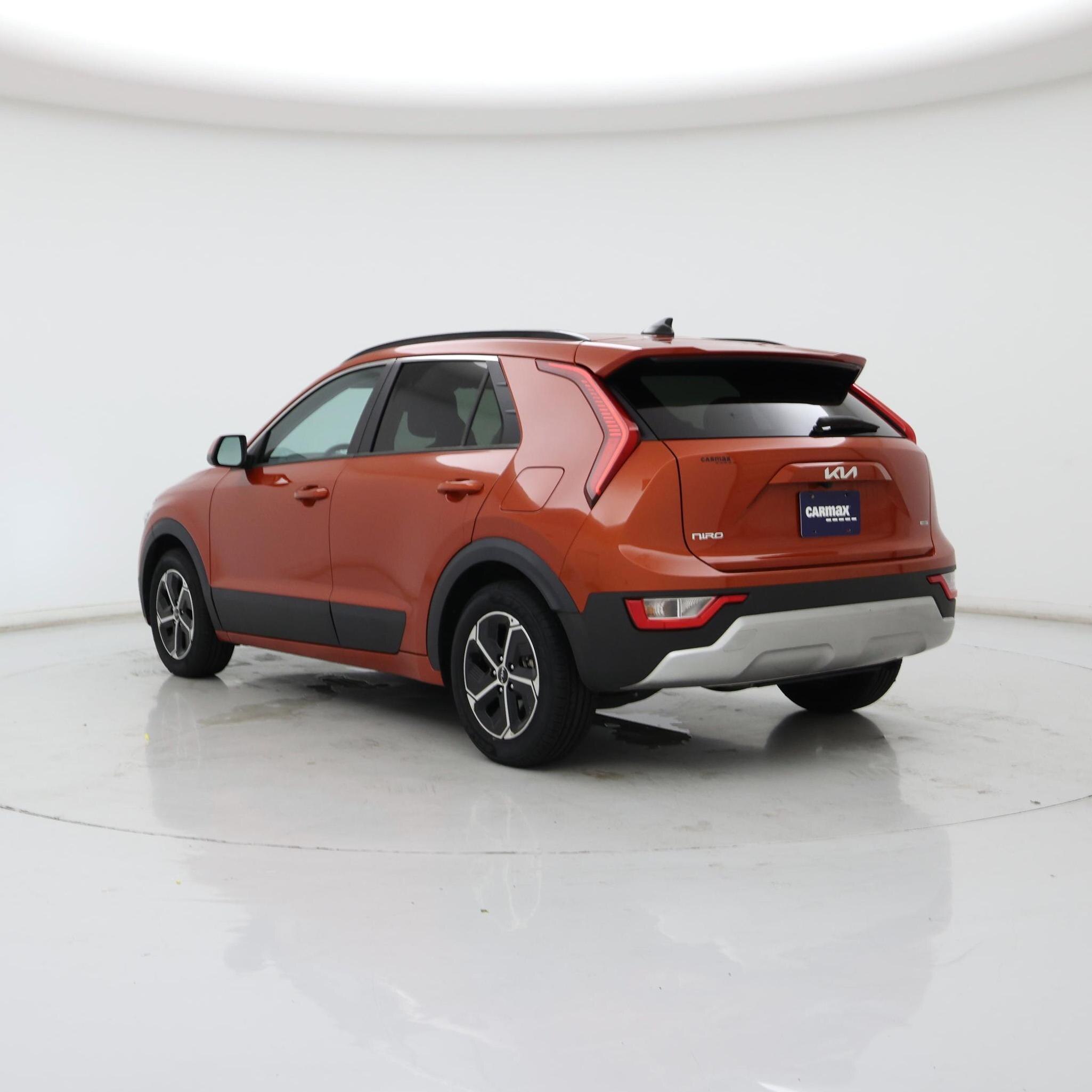 Thumbnail: 2023 Kia Niro - 2