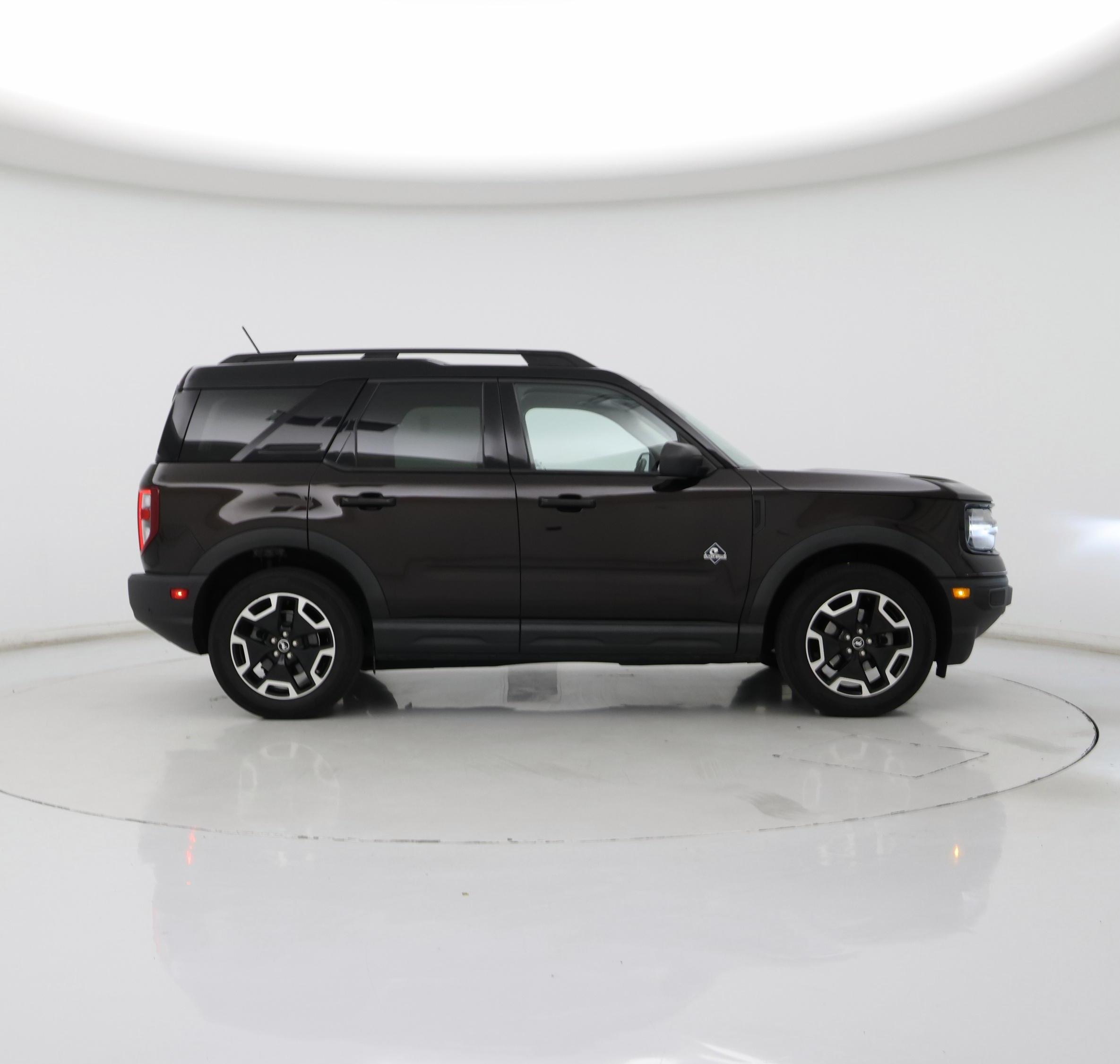 Thumbnail: 2021 Ford Bronco Sport - 7