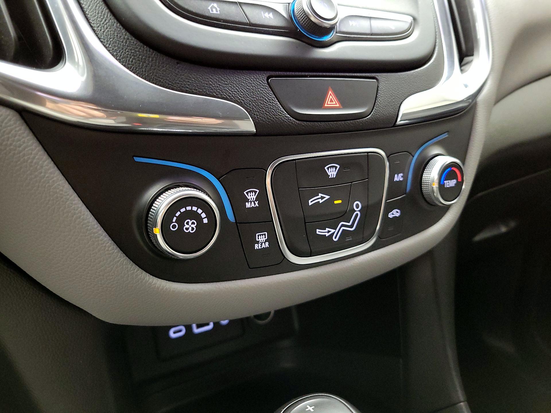 Thumbnail: 2020 Chevrolet Equinox - 16