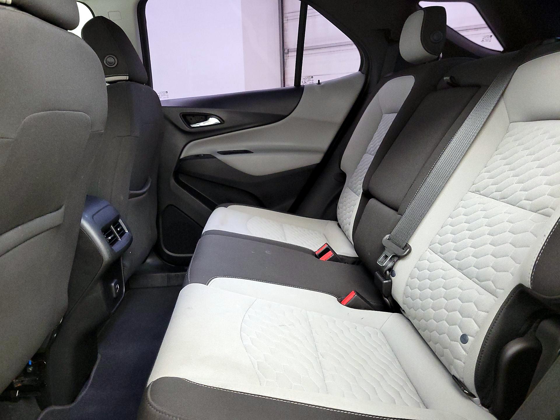 Thumbnail: 2020 Chevrolet Equinox - 18