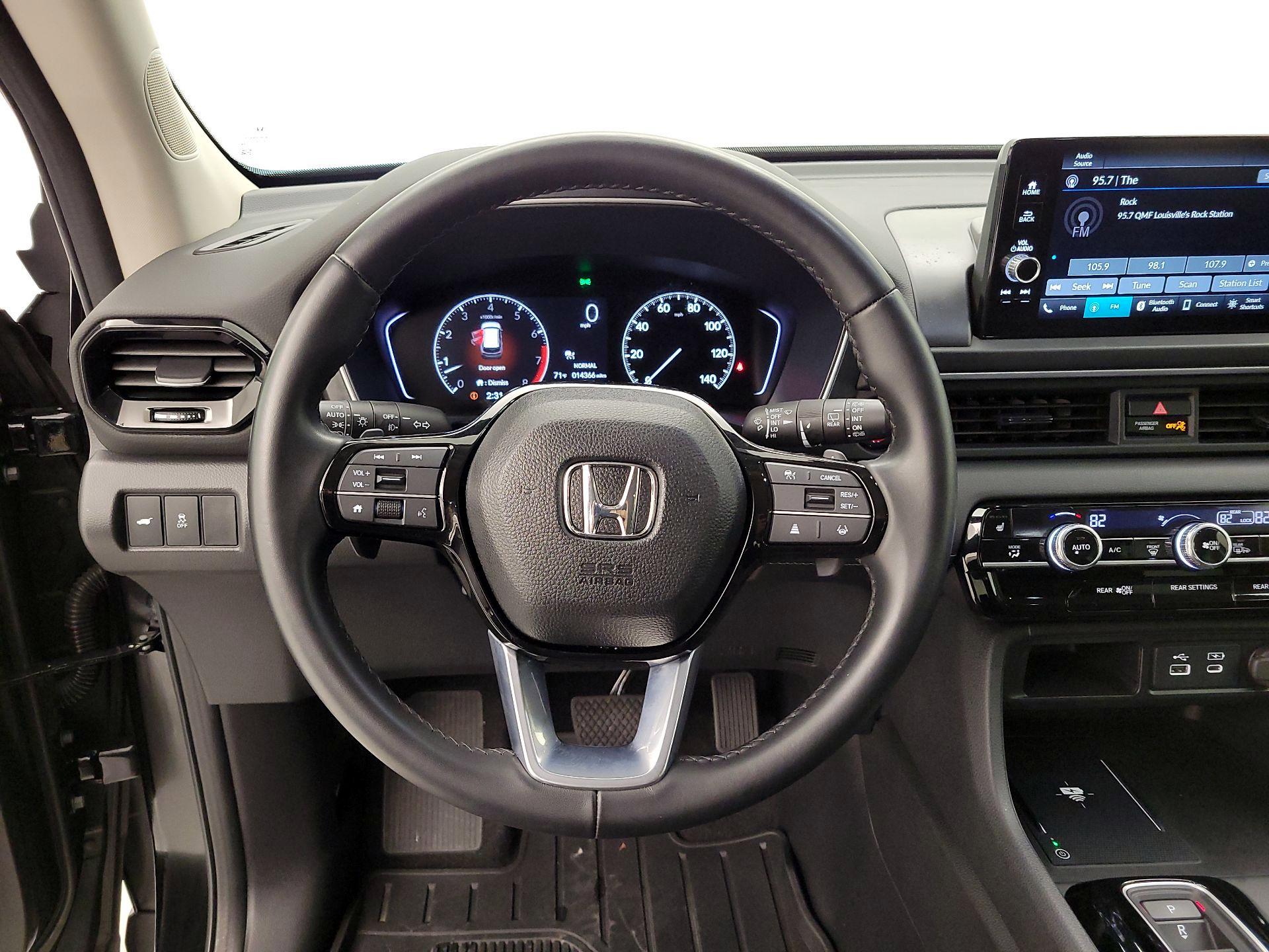 Thumbnail: 2023 Honda Pilot - 10