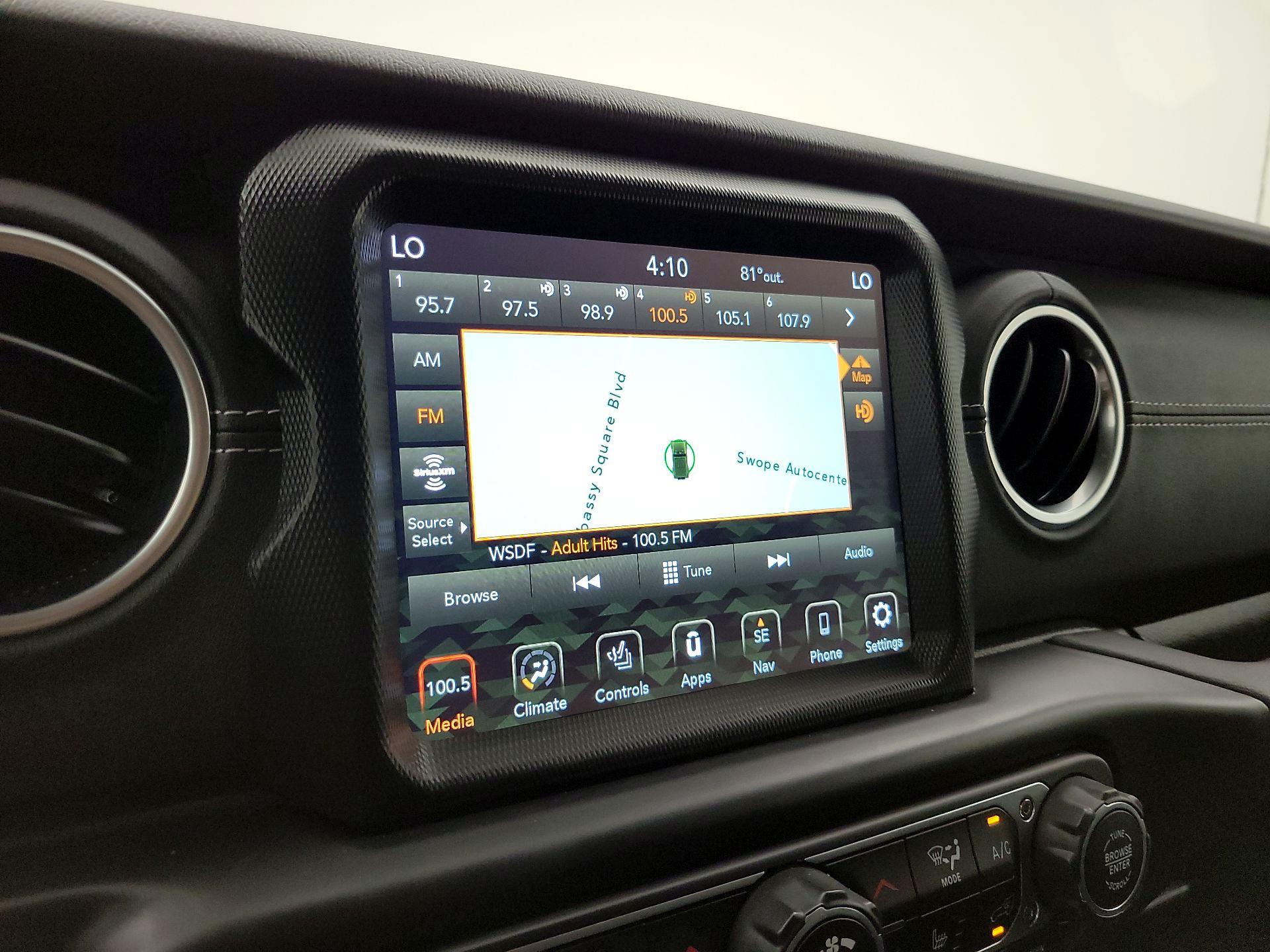 Thumbnail: 2022 Jeep Wrangler - 15