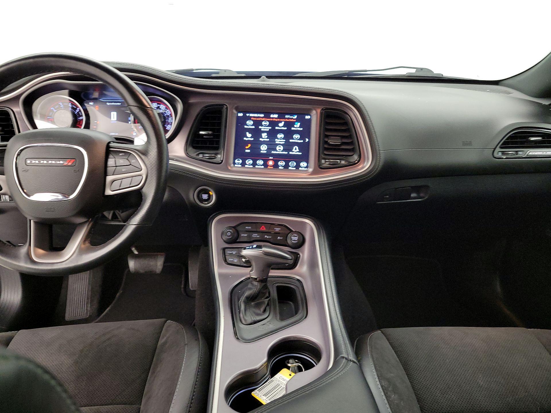 Thumbnail: 2021 Dodge Challenger - 9