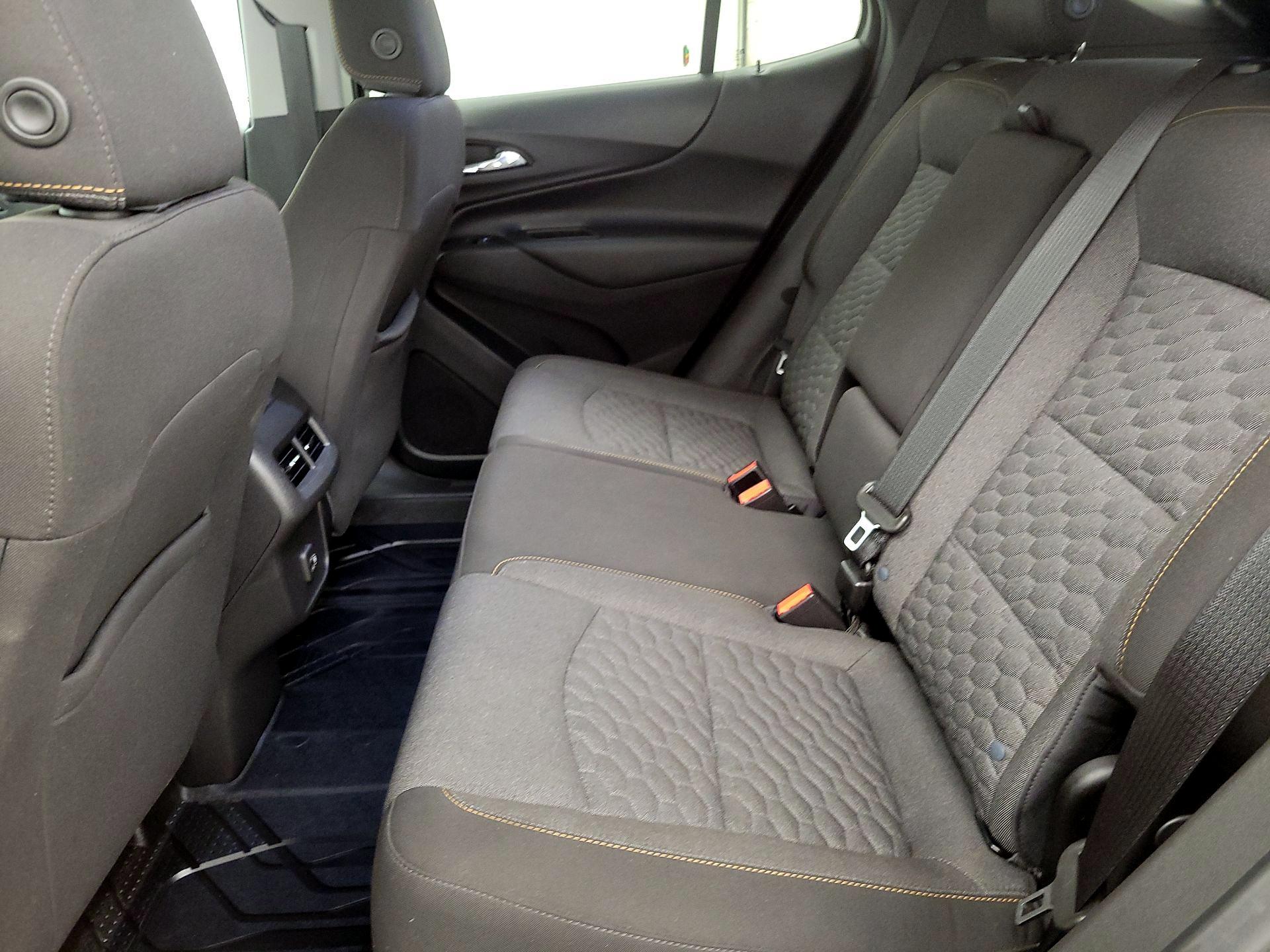 Thumbnail: 2020 Chevrolet Equinox - 18