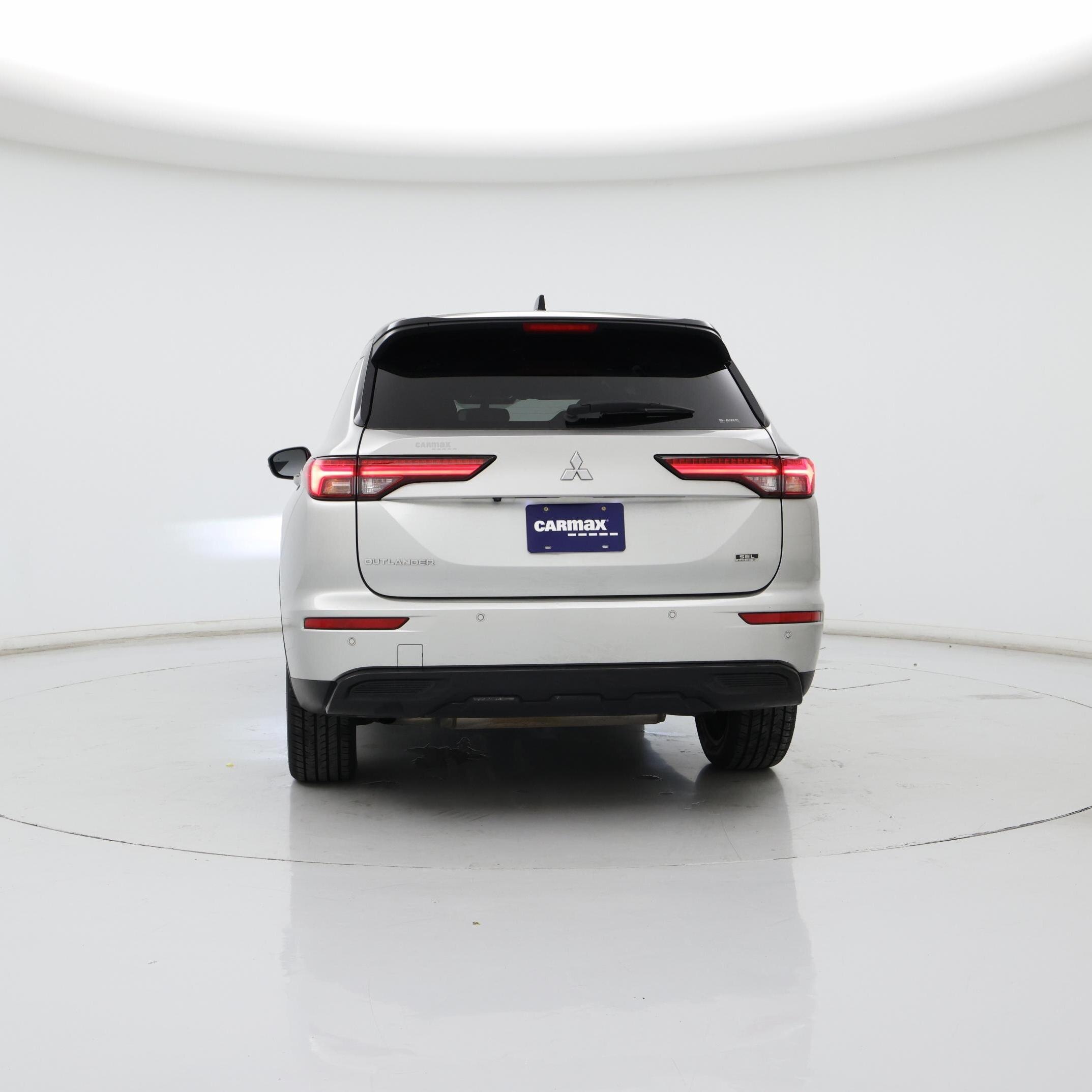 Thumbnail: 2023 Mitsubishi Outlander - 6