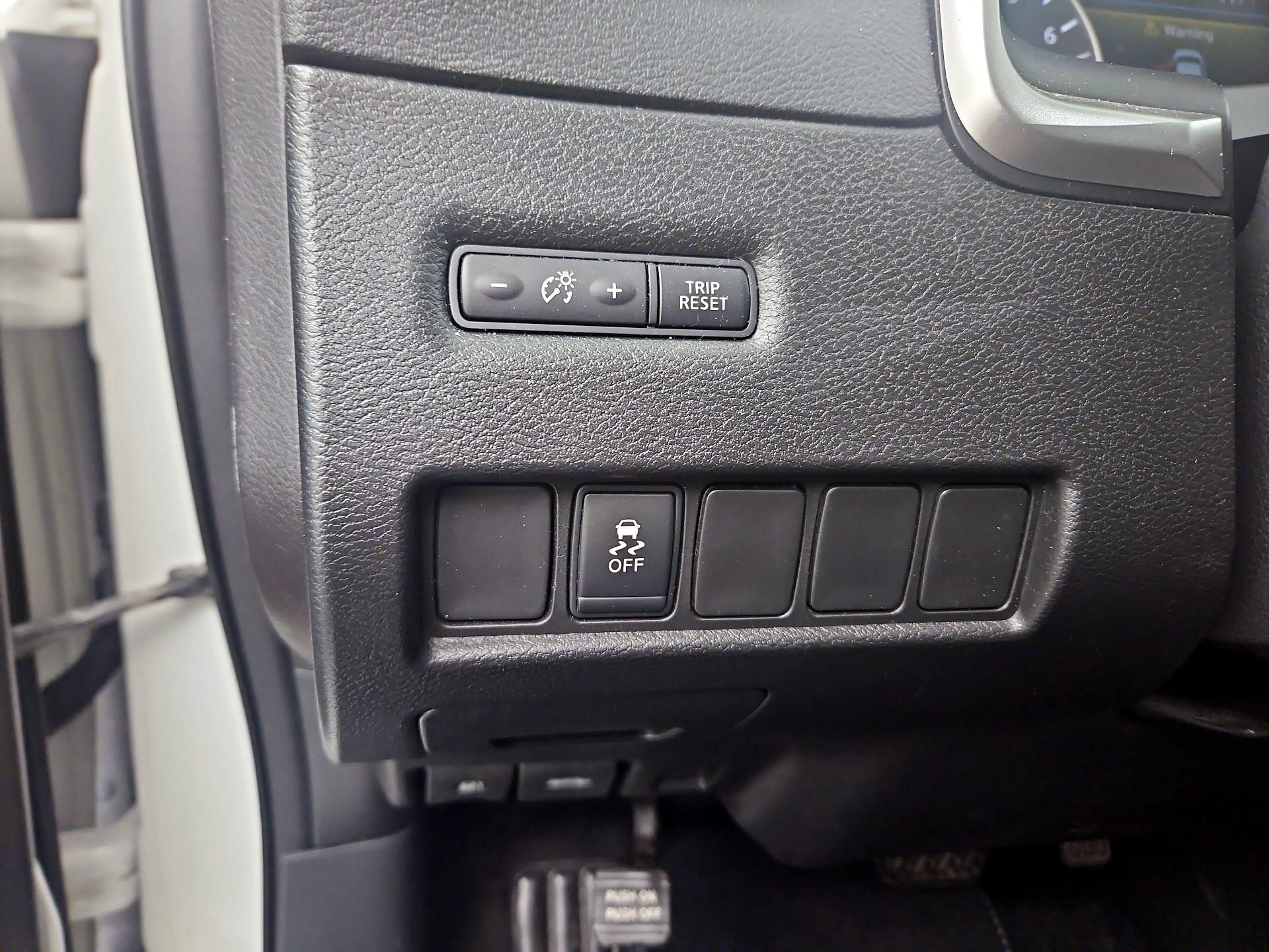 Thumbnail: 2016 Nissan Murano - 13