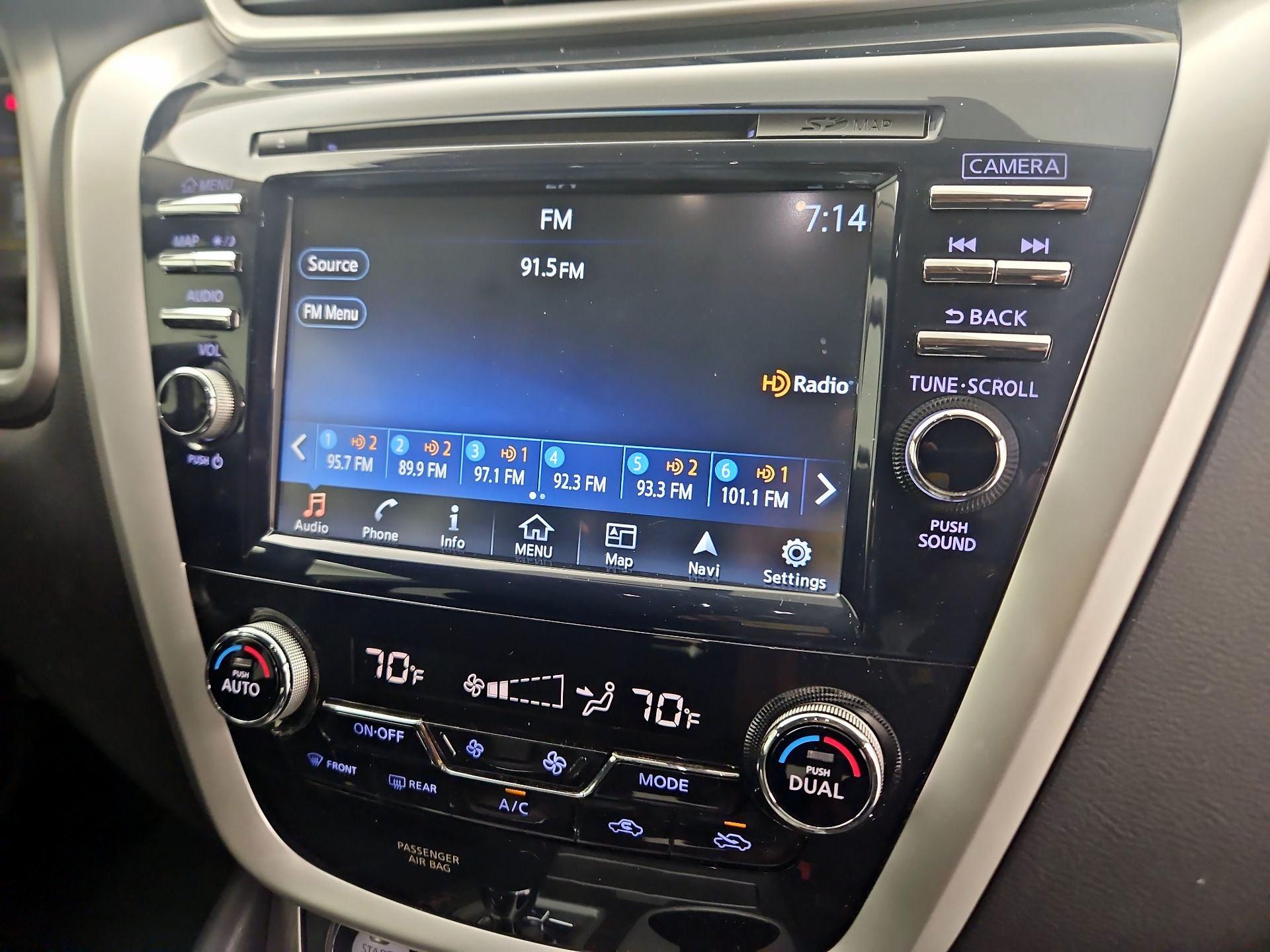 Thumbnail: 2016 Nissan Murano - 14
