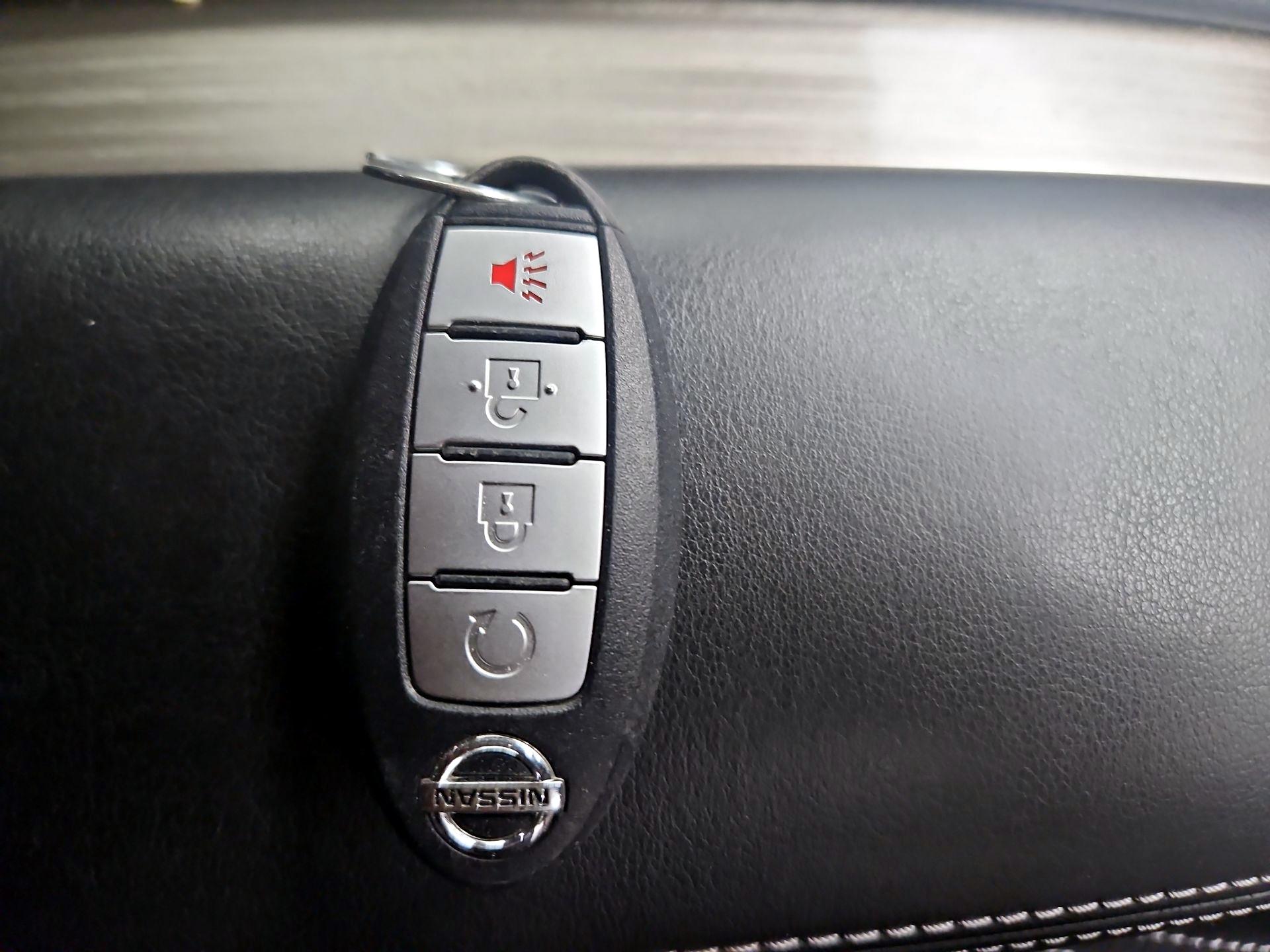 Thumbnail: 2016 Nissan Murano - 19
