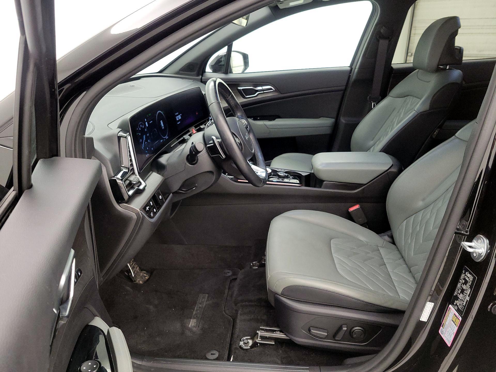 Thumbnail: 2023 Kia Sportage - 11