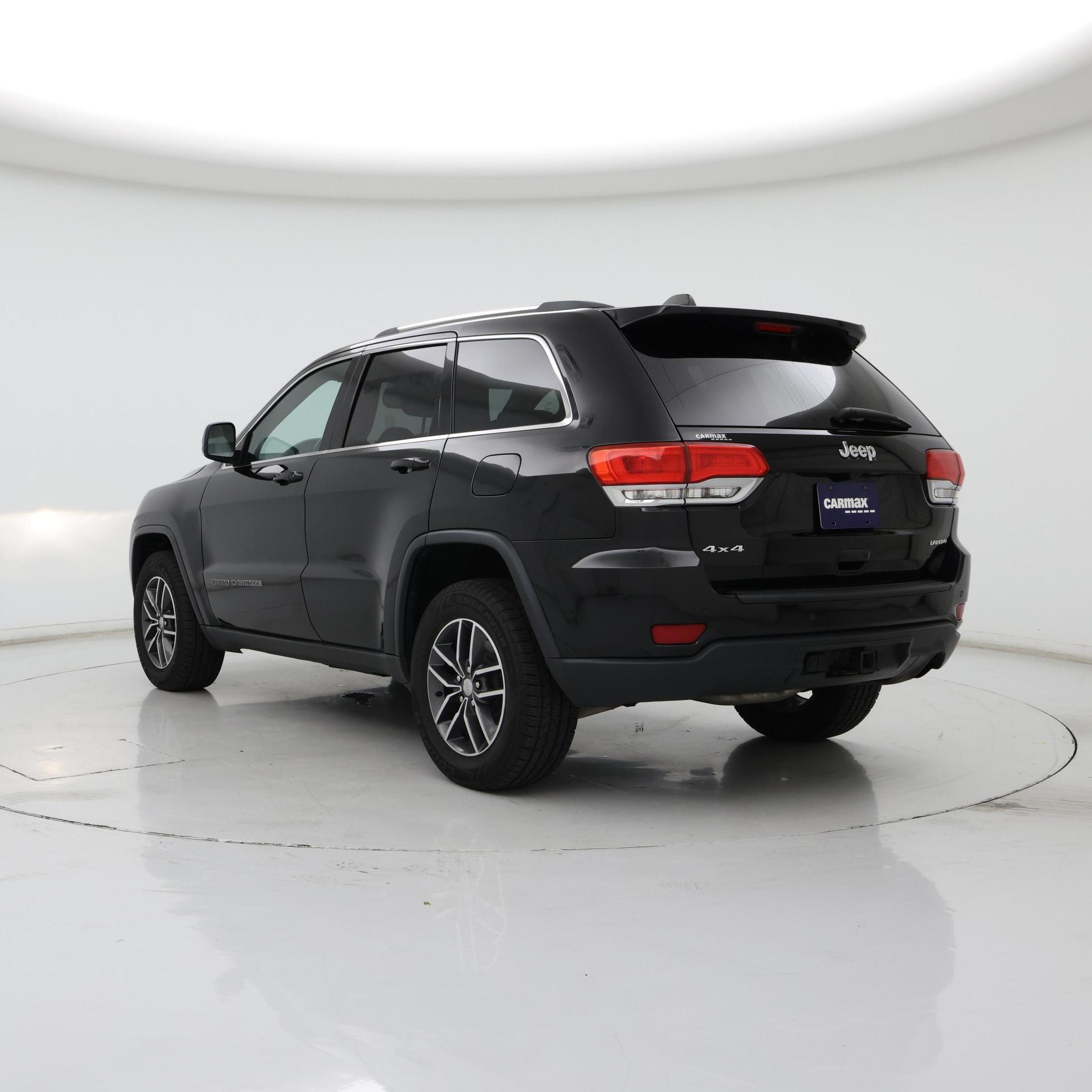 Thumbnail: 2018 Jeep Grand Cherokee - 2