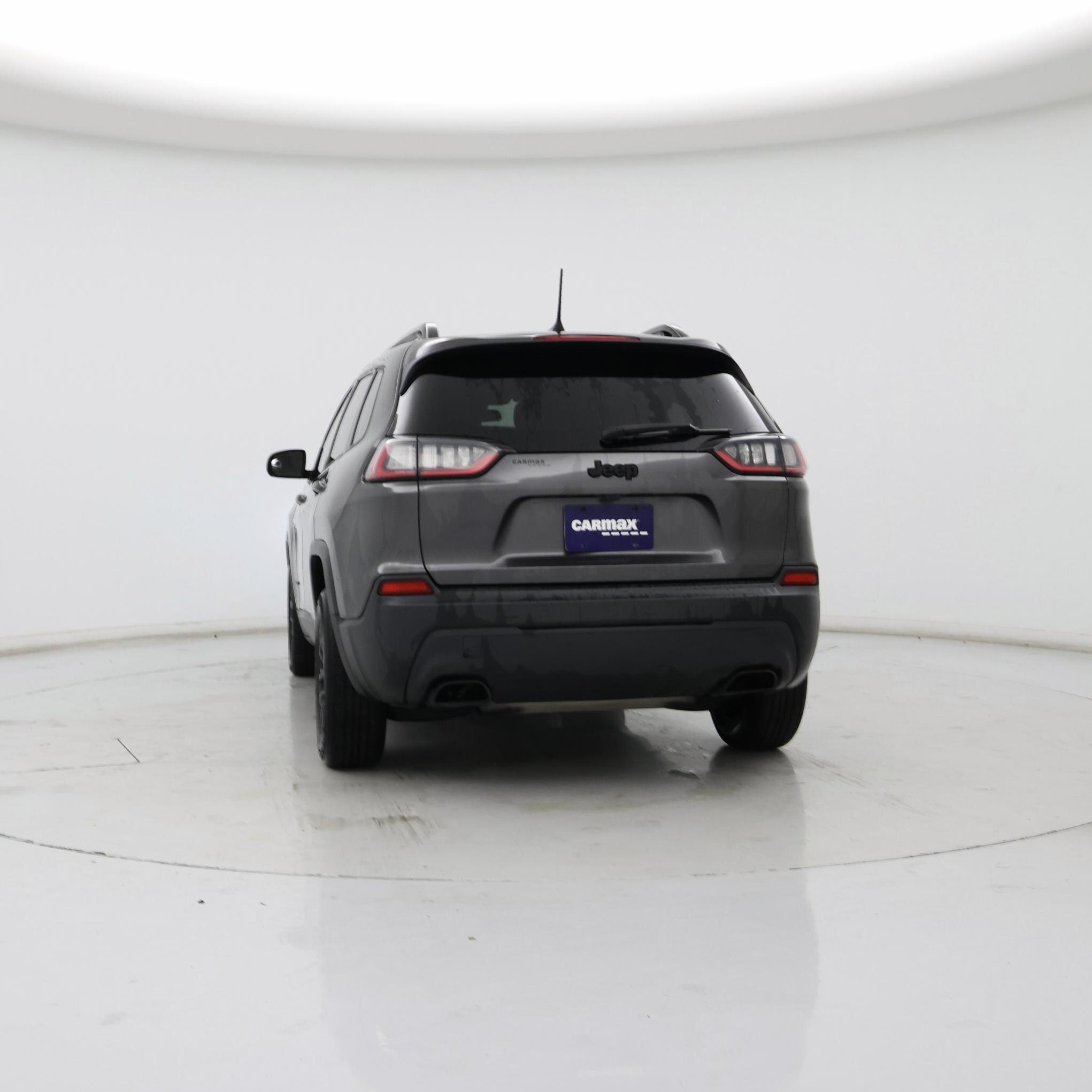 Thumbnail: 2019 Jeep Cherokee - 6