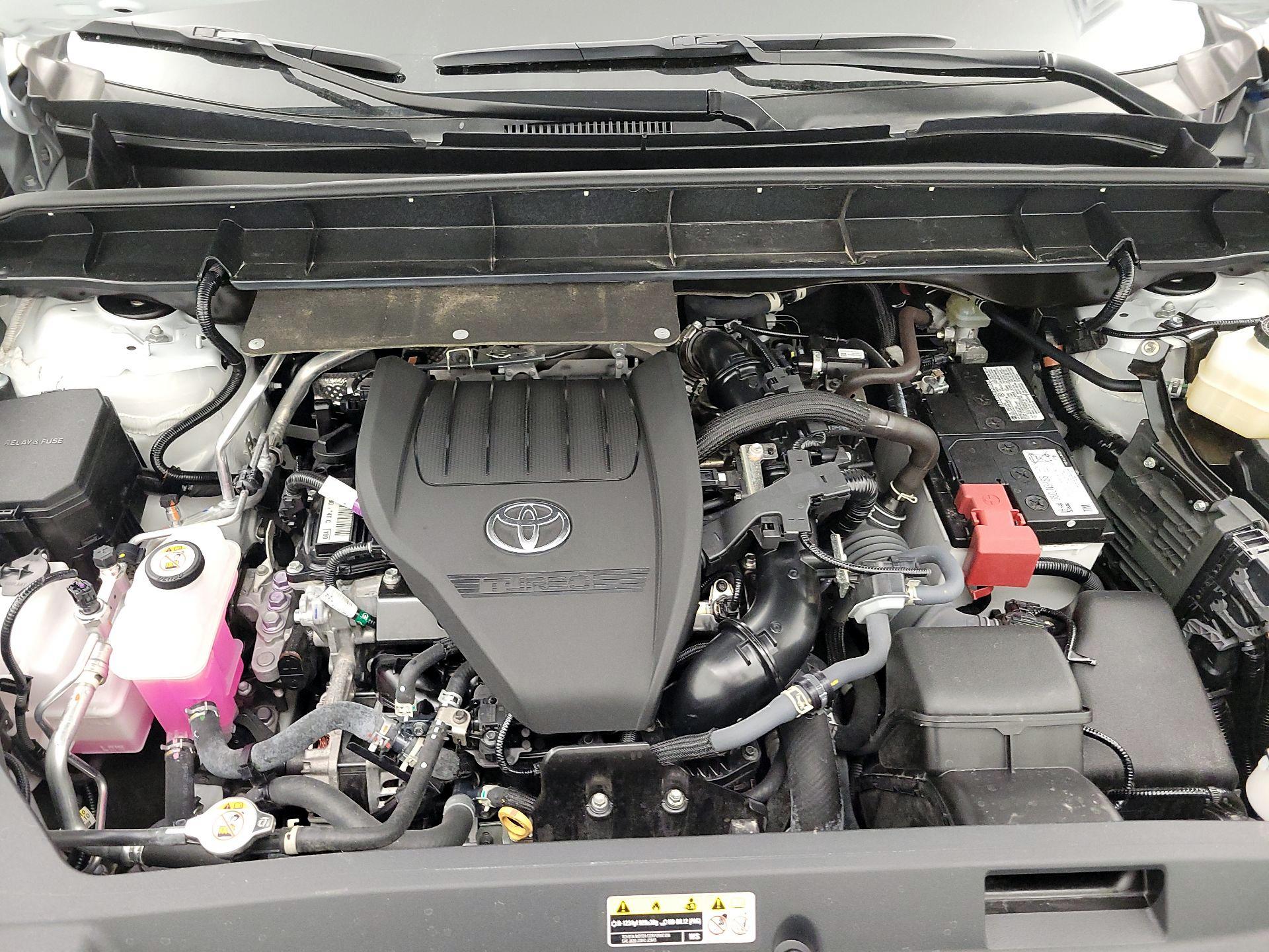 Thumbnail: 2023 Toyota Highlander - 17