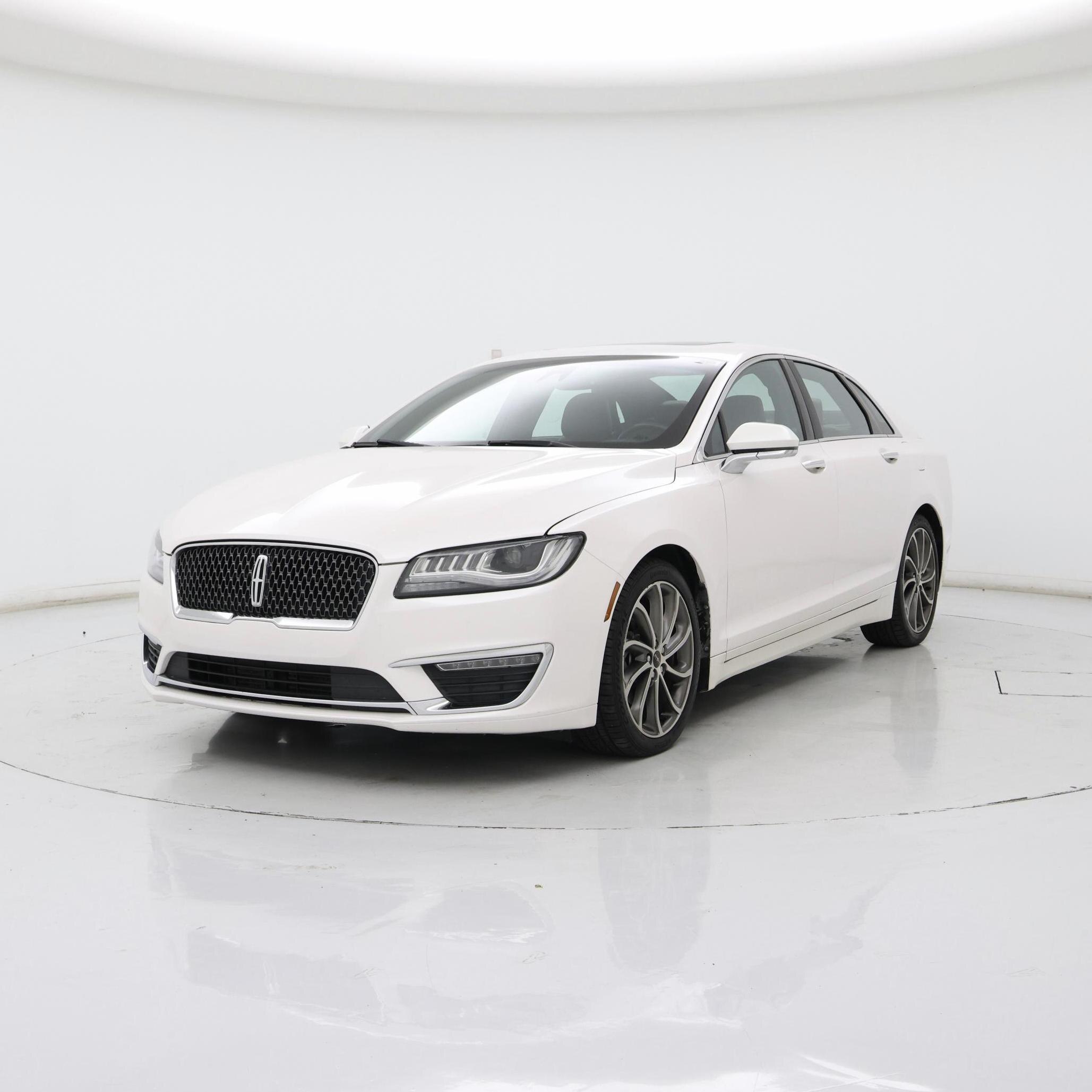 Thumbnail: 2018 Lincoln MKZ - 4