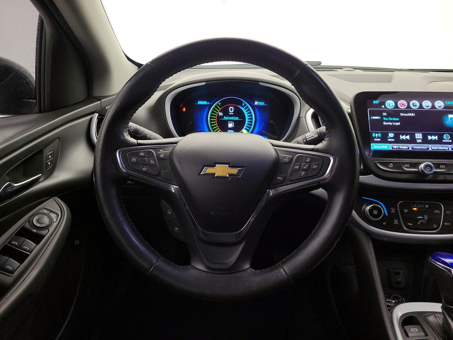 Thumbnail: 2017 Chevrolet Volt - 10