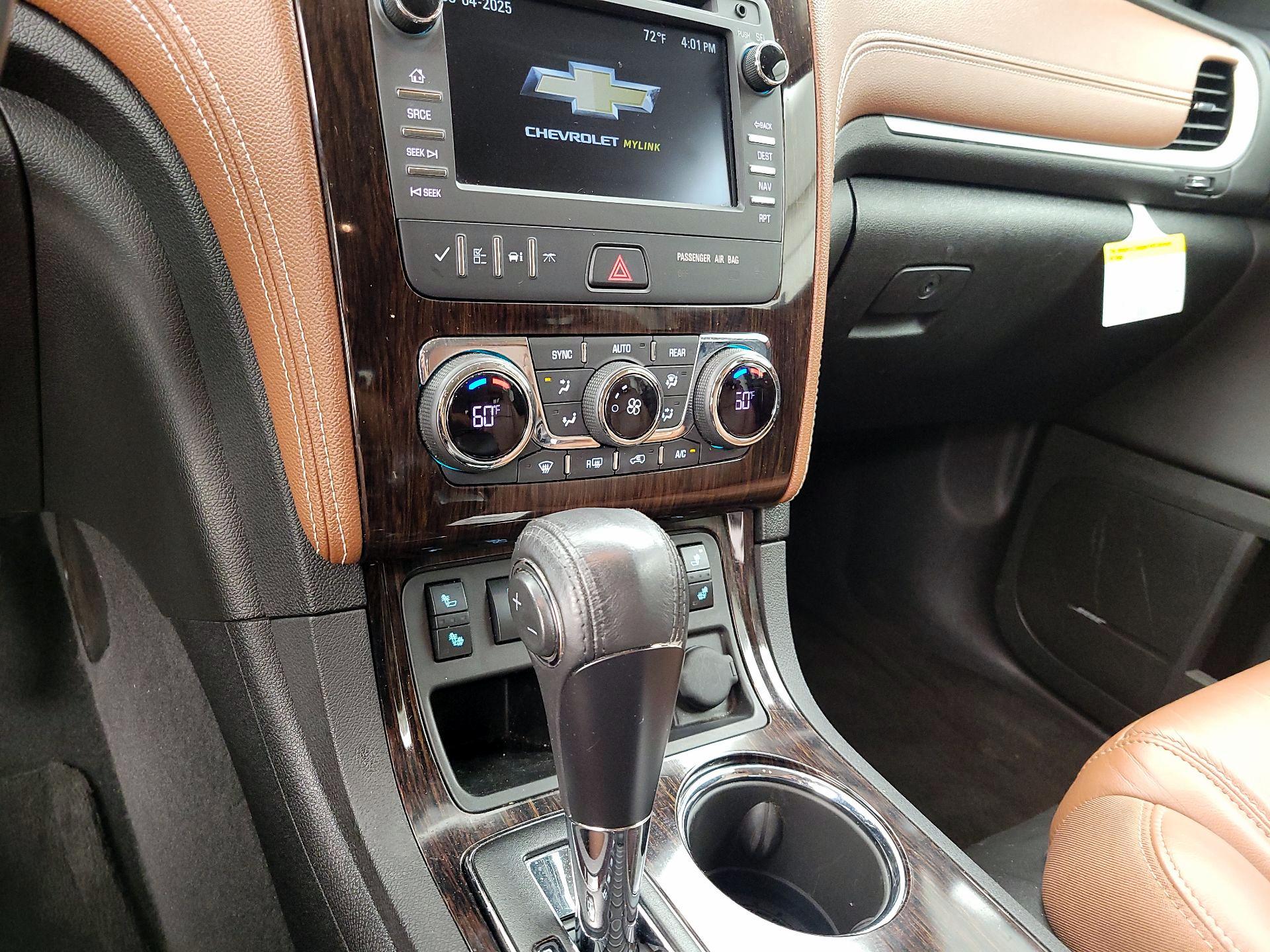 Thumbnail: 2017 Chevrolet Traverse - 15
