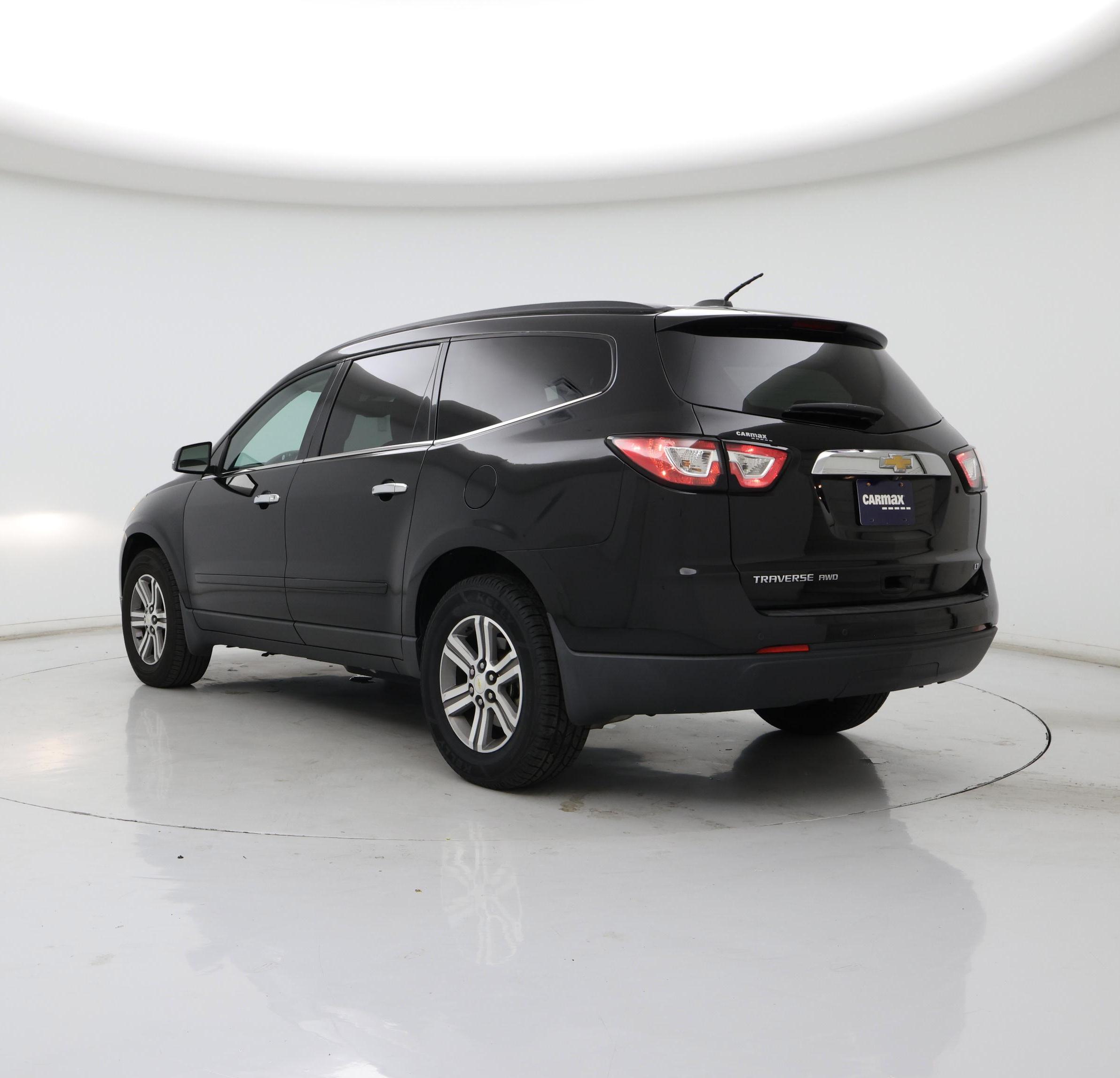 Thumbnail: 2017 Chevrolet Traverse - 2
