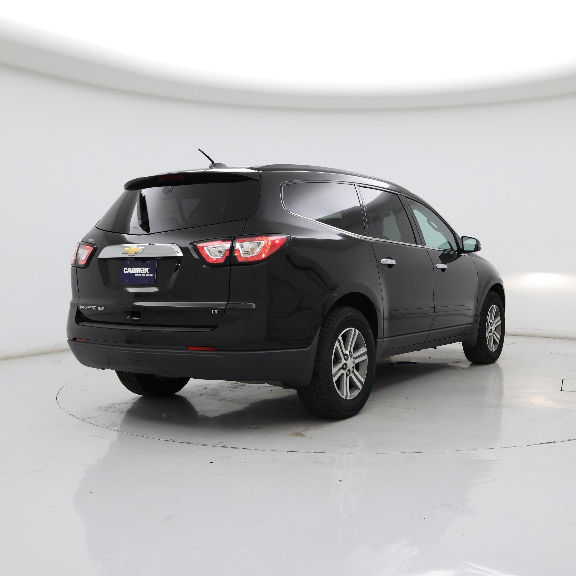 Thumbnail: 2017 Chevrolet Traverse - 8