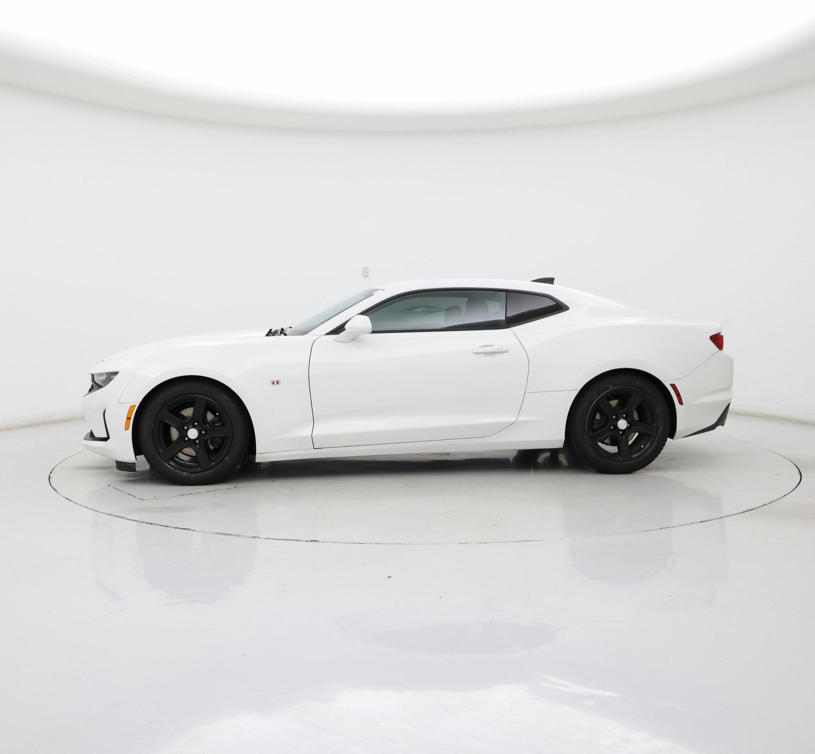 Thumbnail: 2020 Chevrolet Camaro - 3