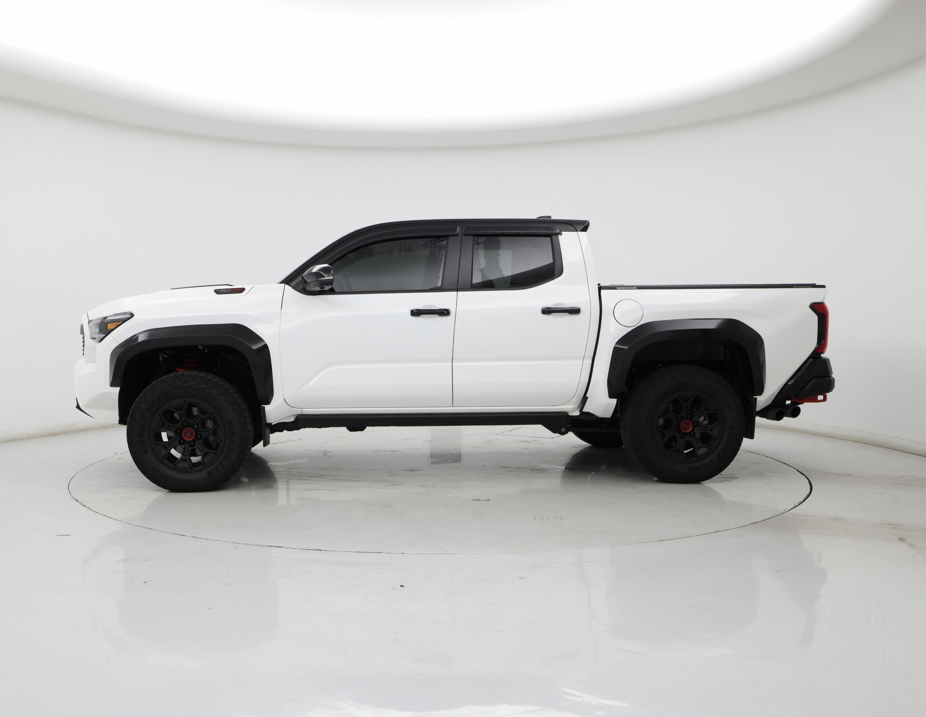 Thumbnail: 2024 Toyota Tacoma - 3