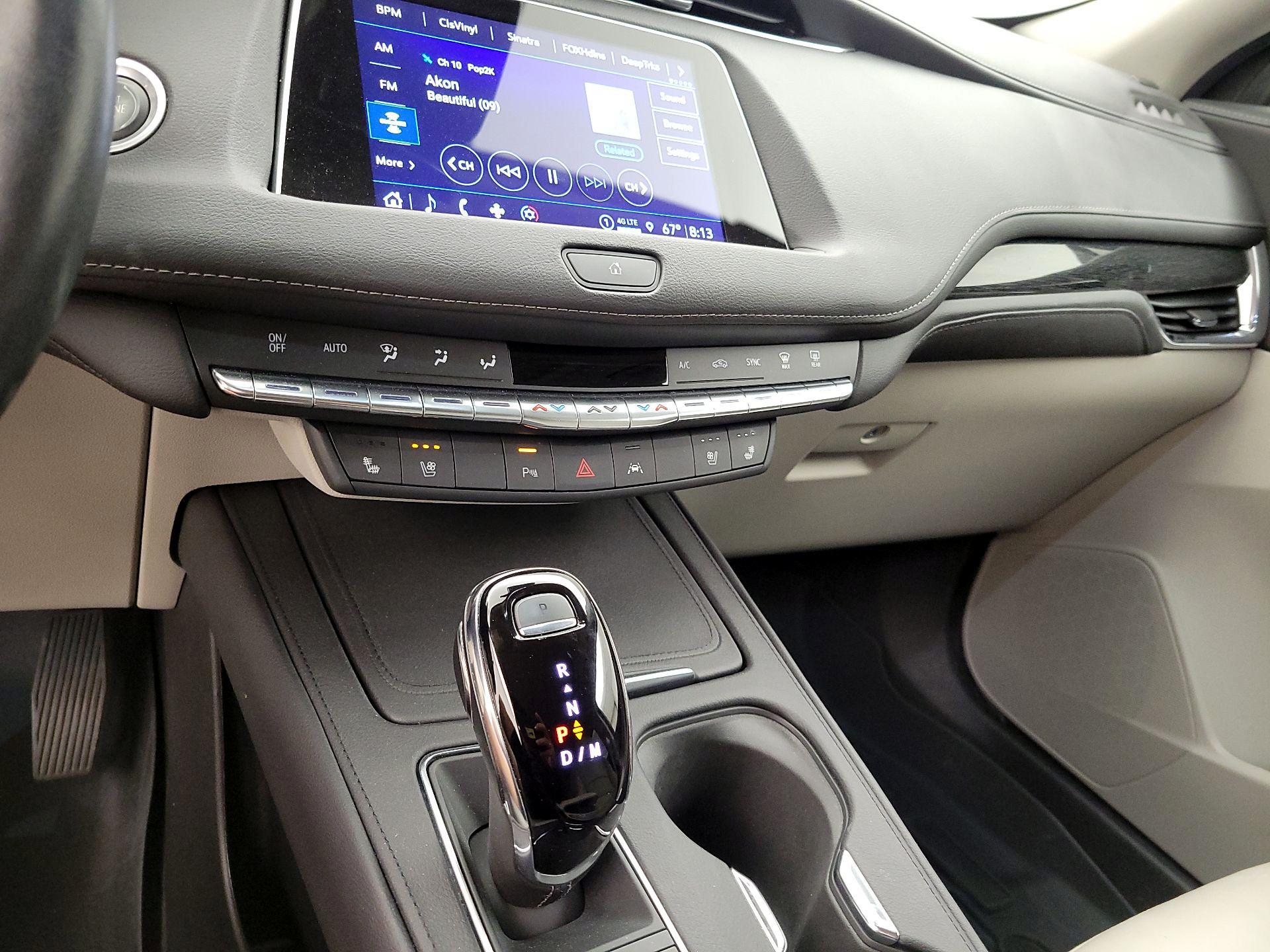 Thumbnail: 2023 Cadillac XT4 - 15