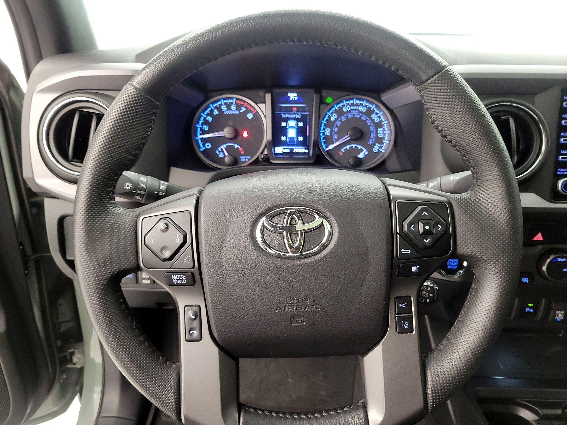 Thumbnail: 2021 Toyota Tacoma - 10