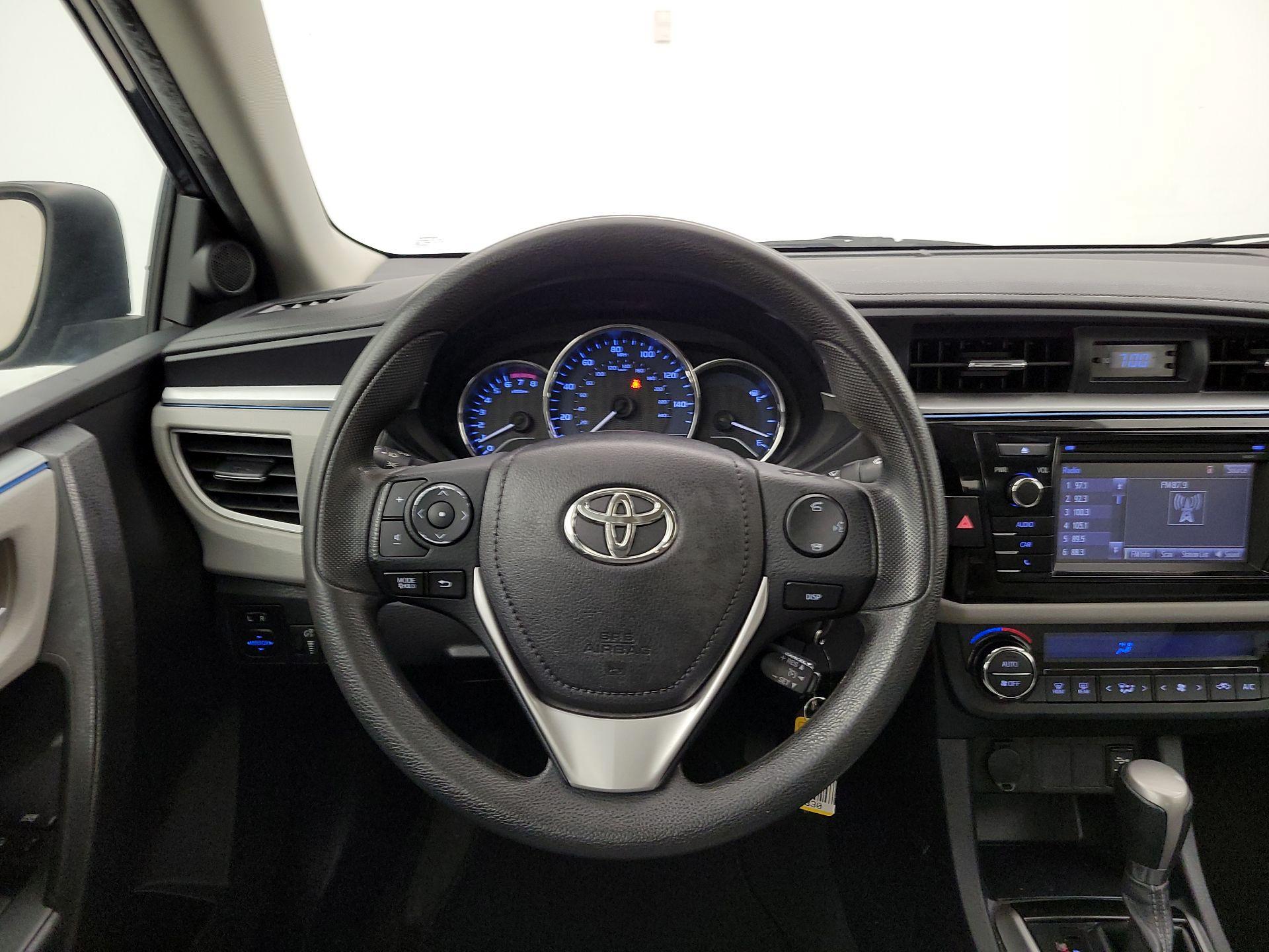 Thumbnail: 2016 Toyota Corolla - 10
