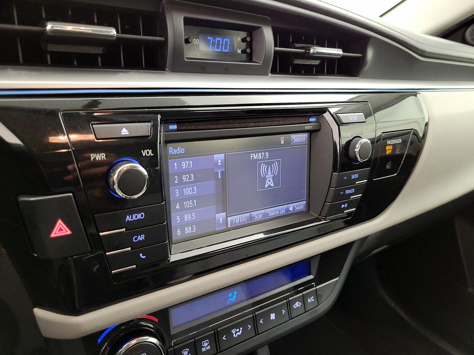 Thumbnail: 2016 Toyota Corolla - 13