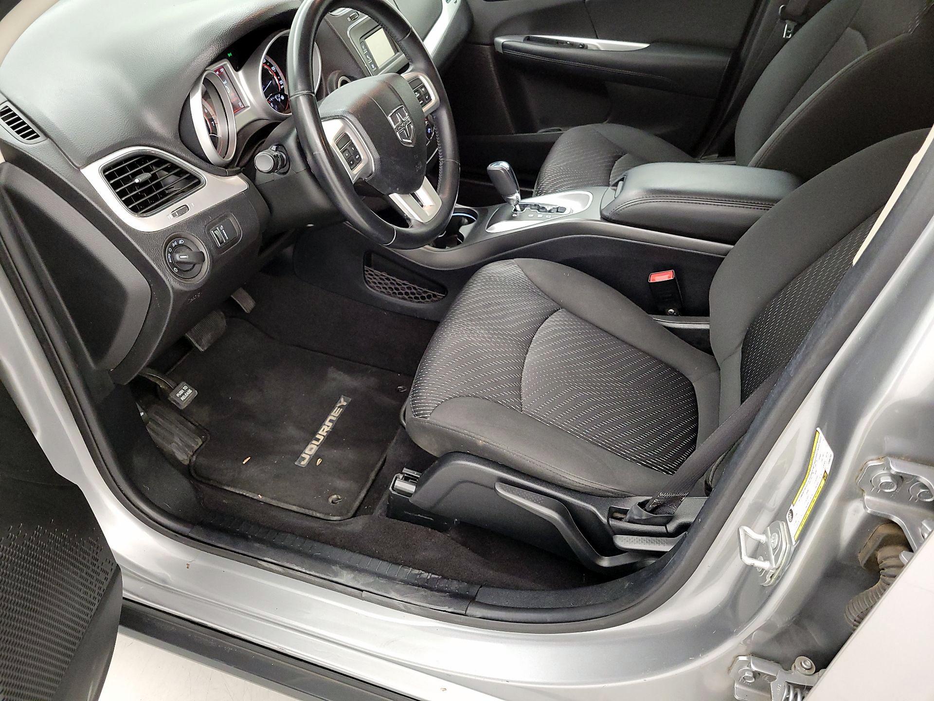 Thumbnail: 2018 Dodge Journey - 11