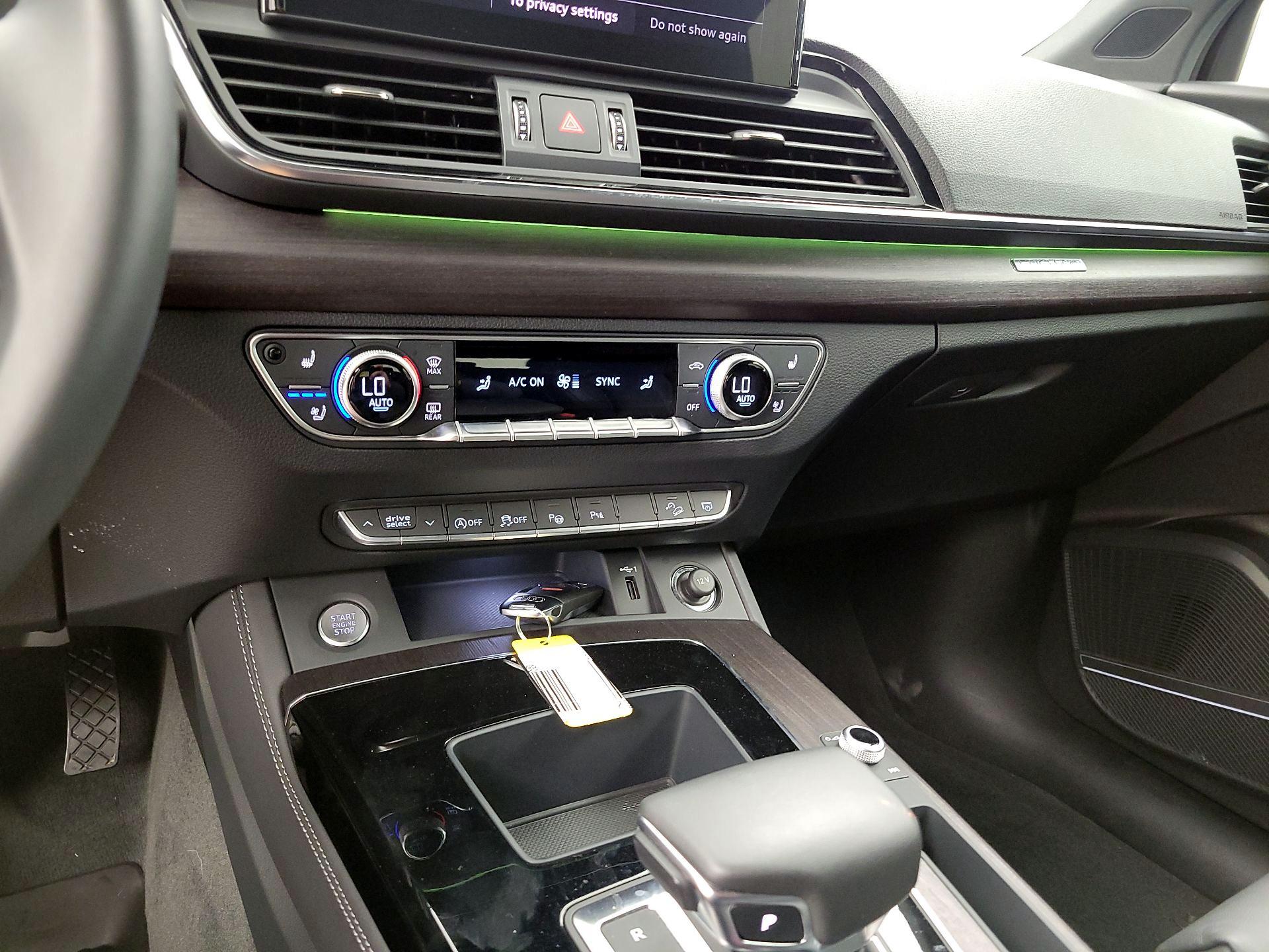 Thumbnail: 2023 Audi Q5 - 15