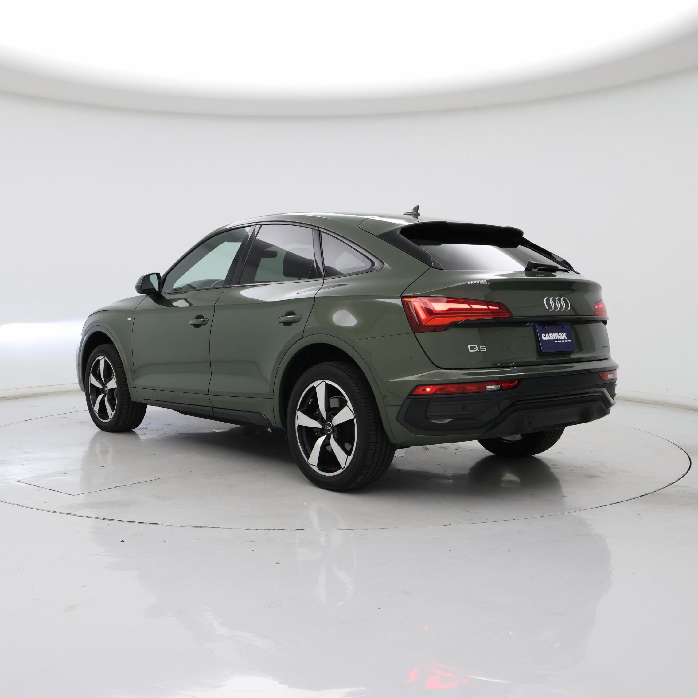 Thumbnail: 2023 Audi Q5 - 2