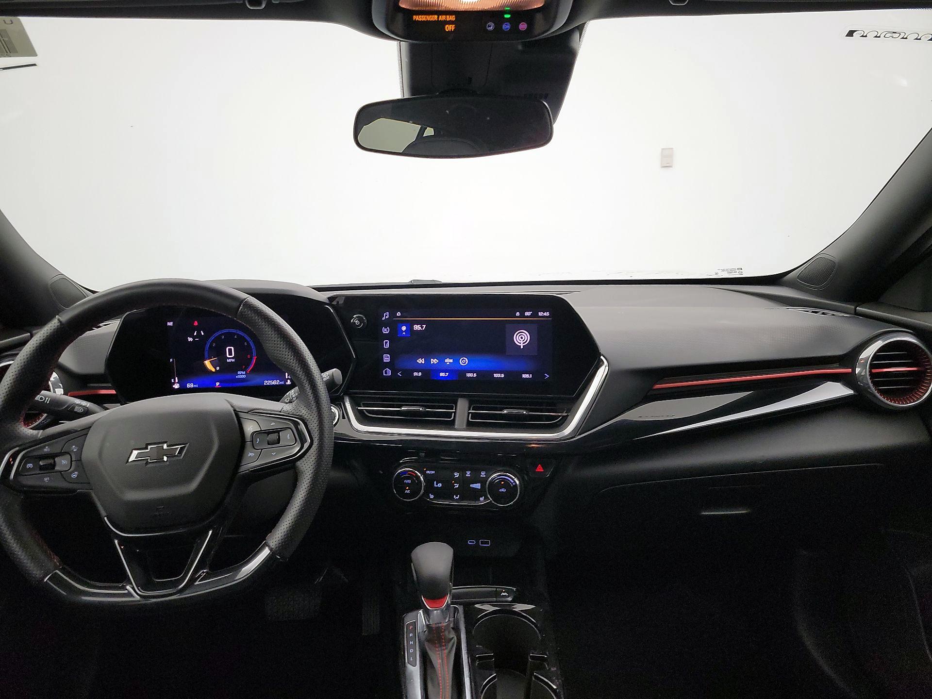 Thumbnail: 2024 Chevrolet Trax - 9