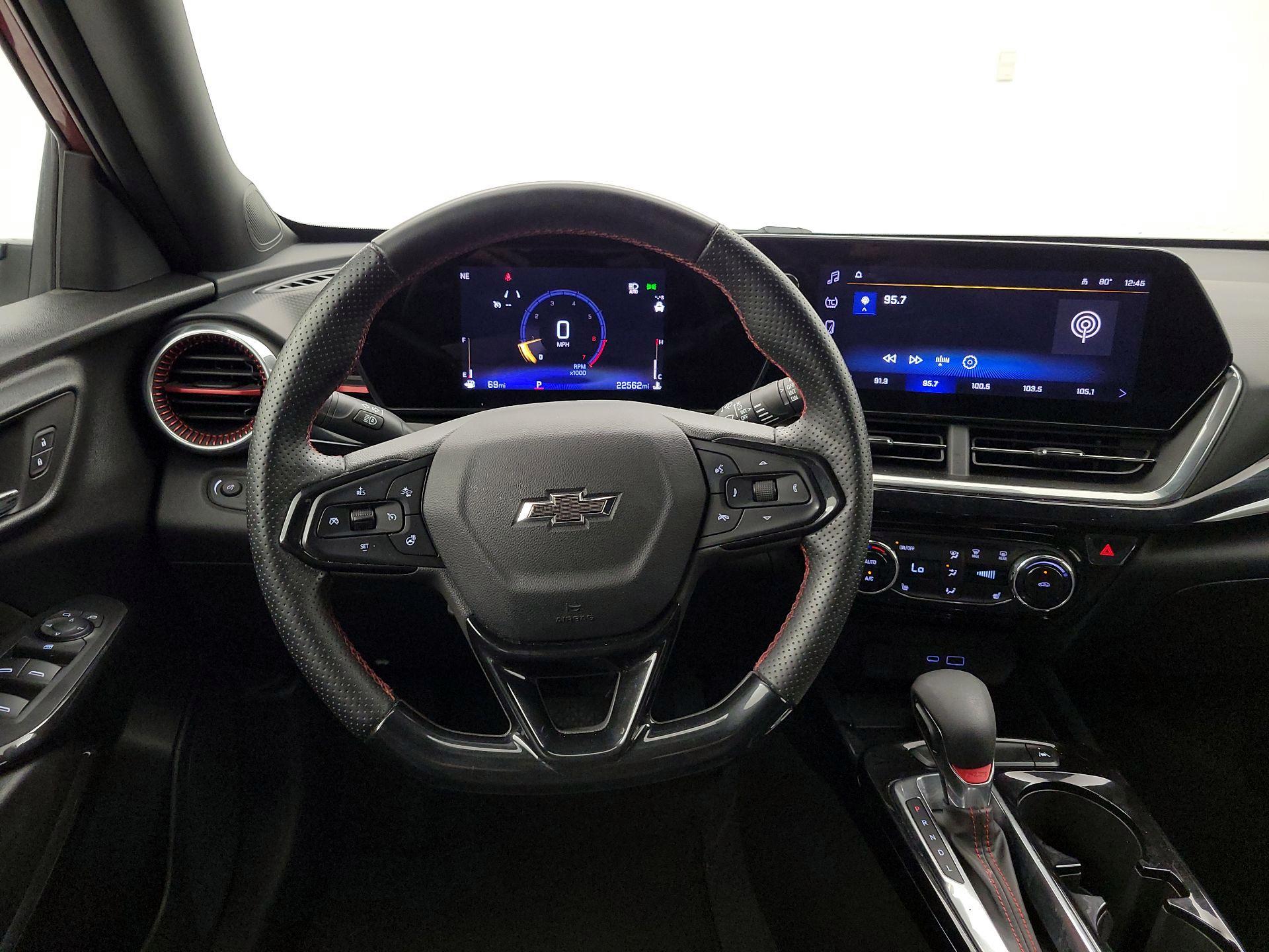Thumbnail: 2024 Chevrolet Trax - 10