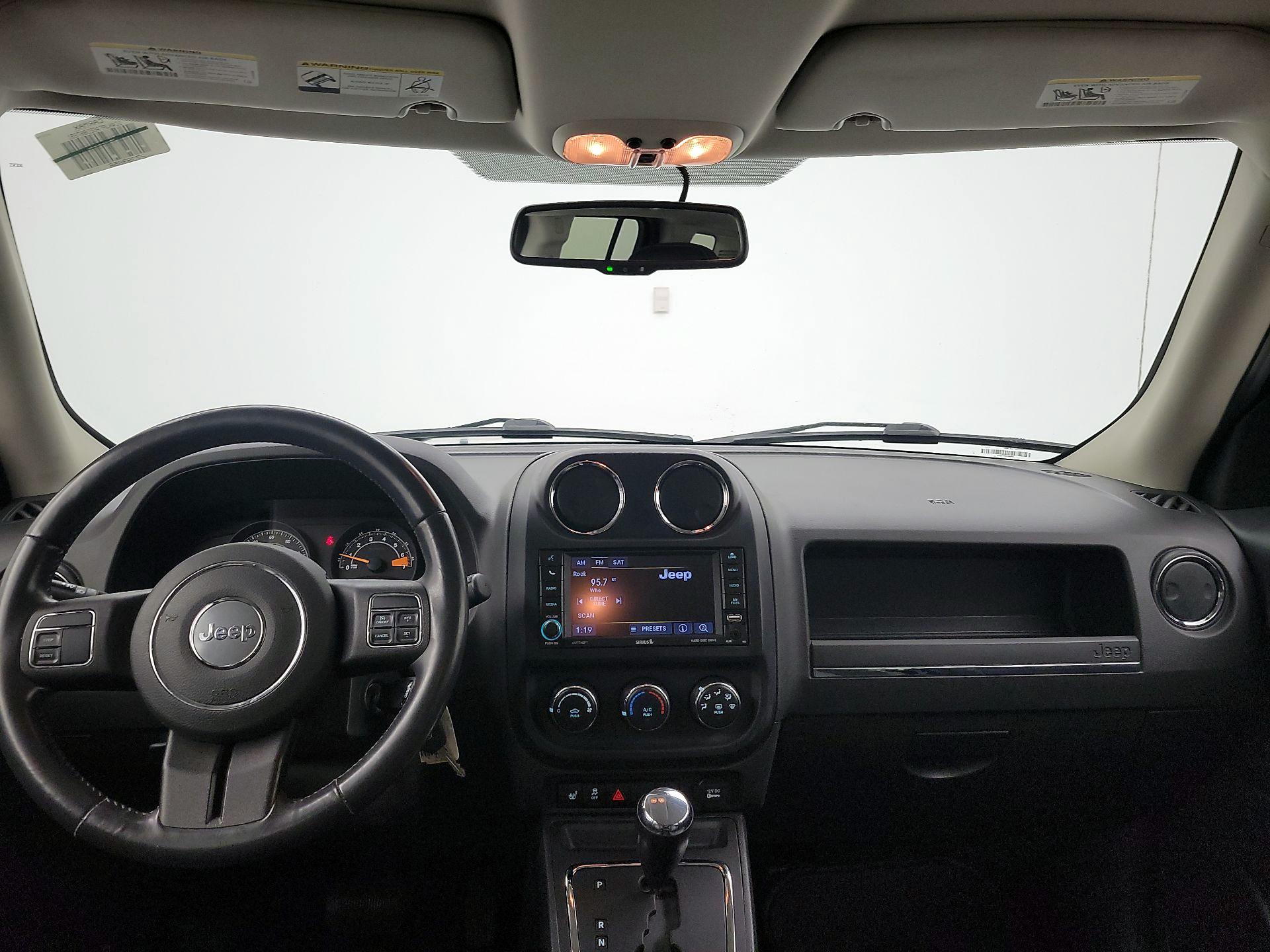 Thumbnail: 2014 Jeep Patriot - 9