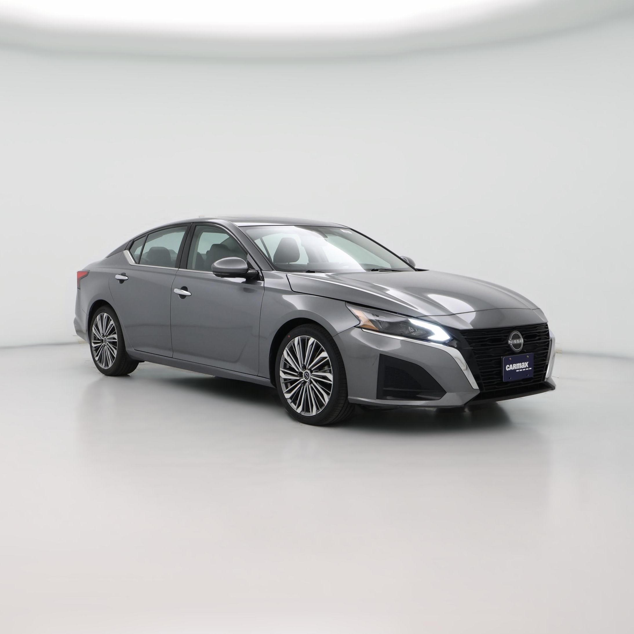 Thumbnail: 2023 Nissan Altima - 1