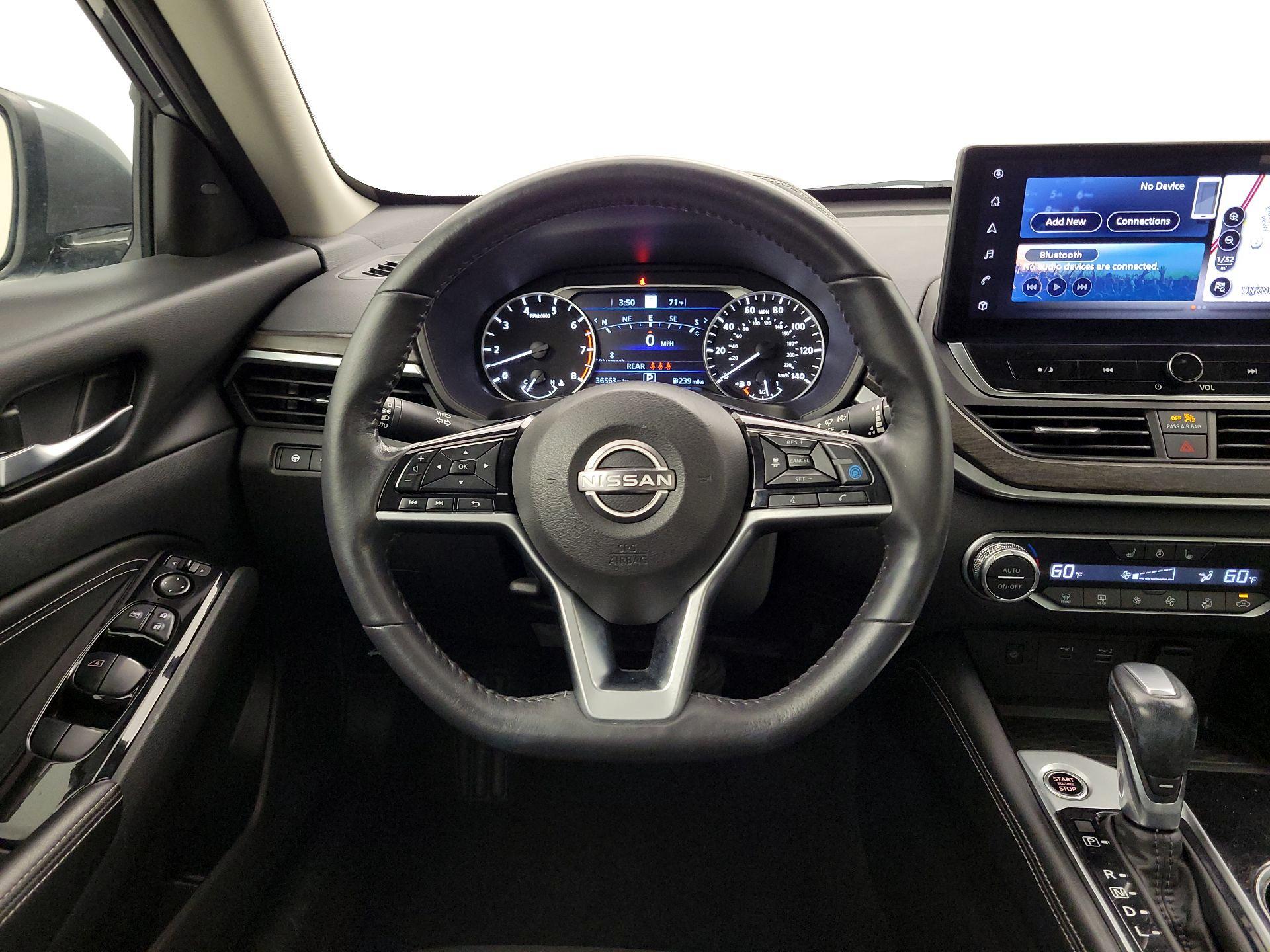Thumbnail: 2023 Nissan Altima - 10