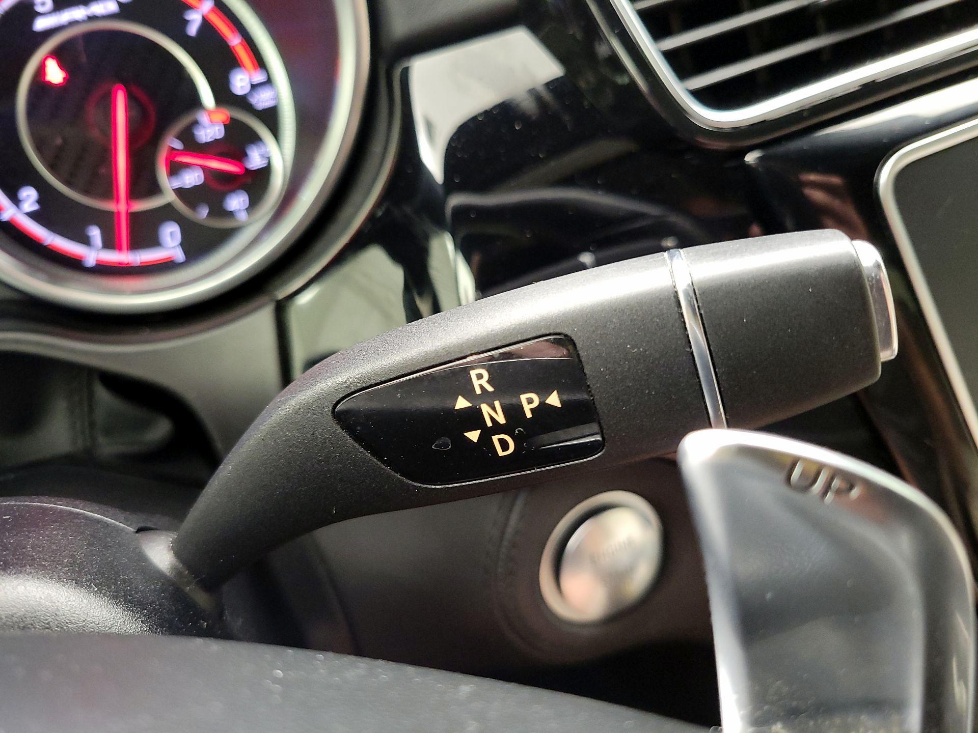 Thumbnail: 2016 Mercedes-Benz GL-Class - 15